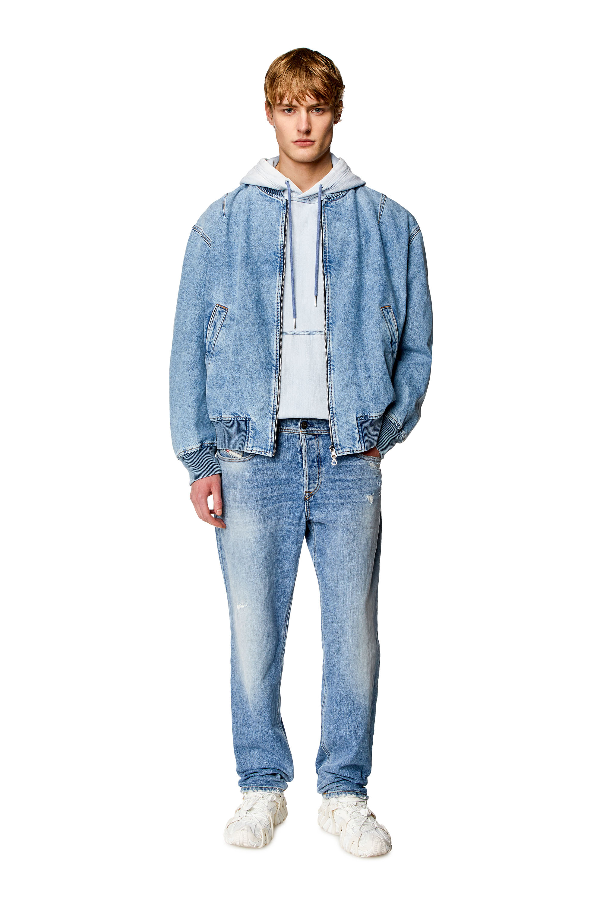 Diesel - Tapered Jeans 2023 D-Finitive 09H46, Blu Chiaro - Image 1