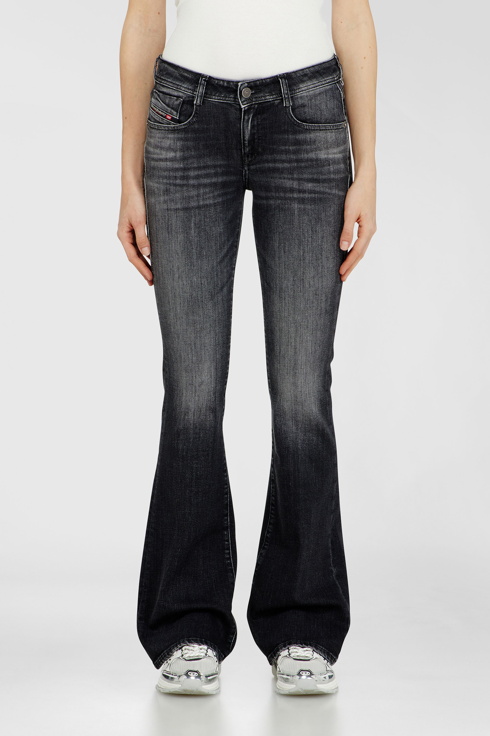 Diesel - Bootcut Jeans 1969 D-Ebbey 09L98 Donna, Nero/Grigio scuro - Image 1
