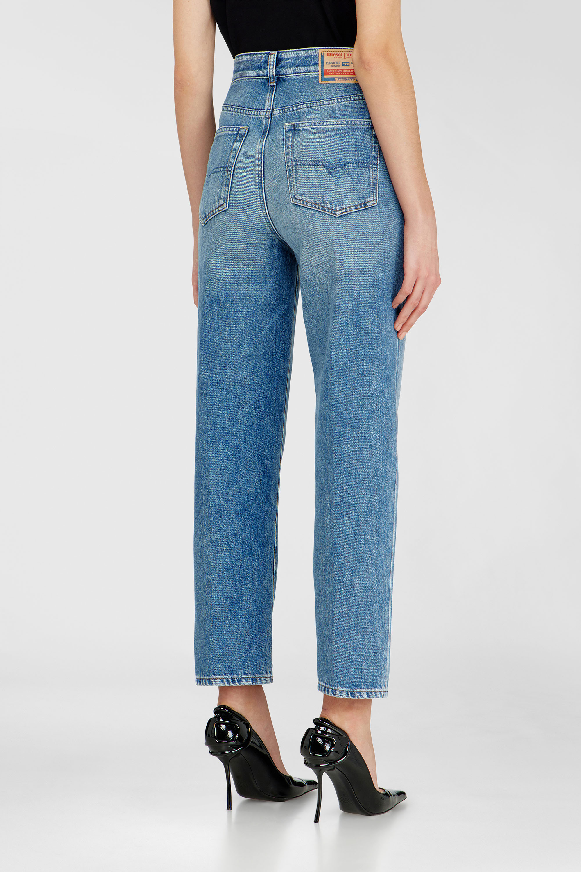 Diesel - Regular Jeans 1981 D-Went 09Q07 Donna, Blu Chiaro - Image 5