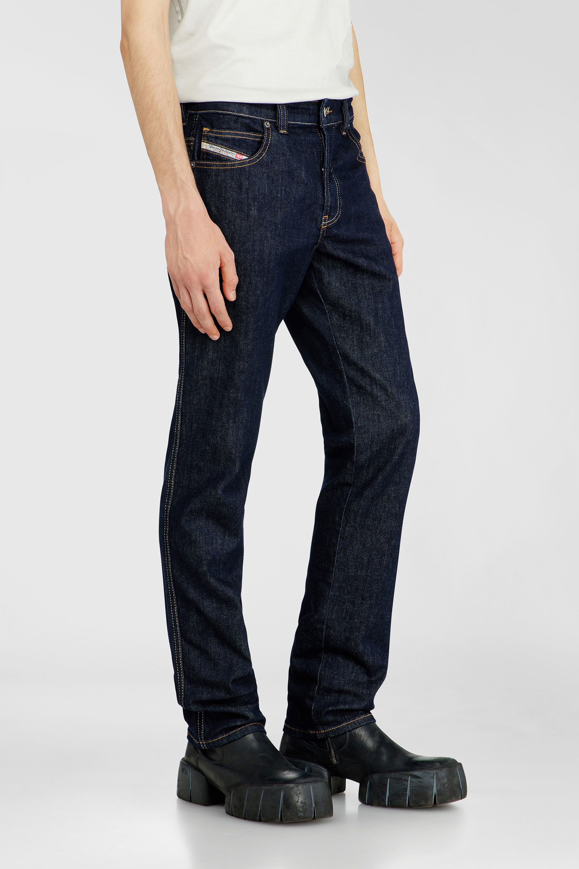 Diesel - Slim Jeans 1993 D-Vyl 0DBEJ Uomo, Blu Scuro - Image 7