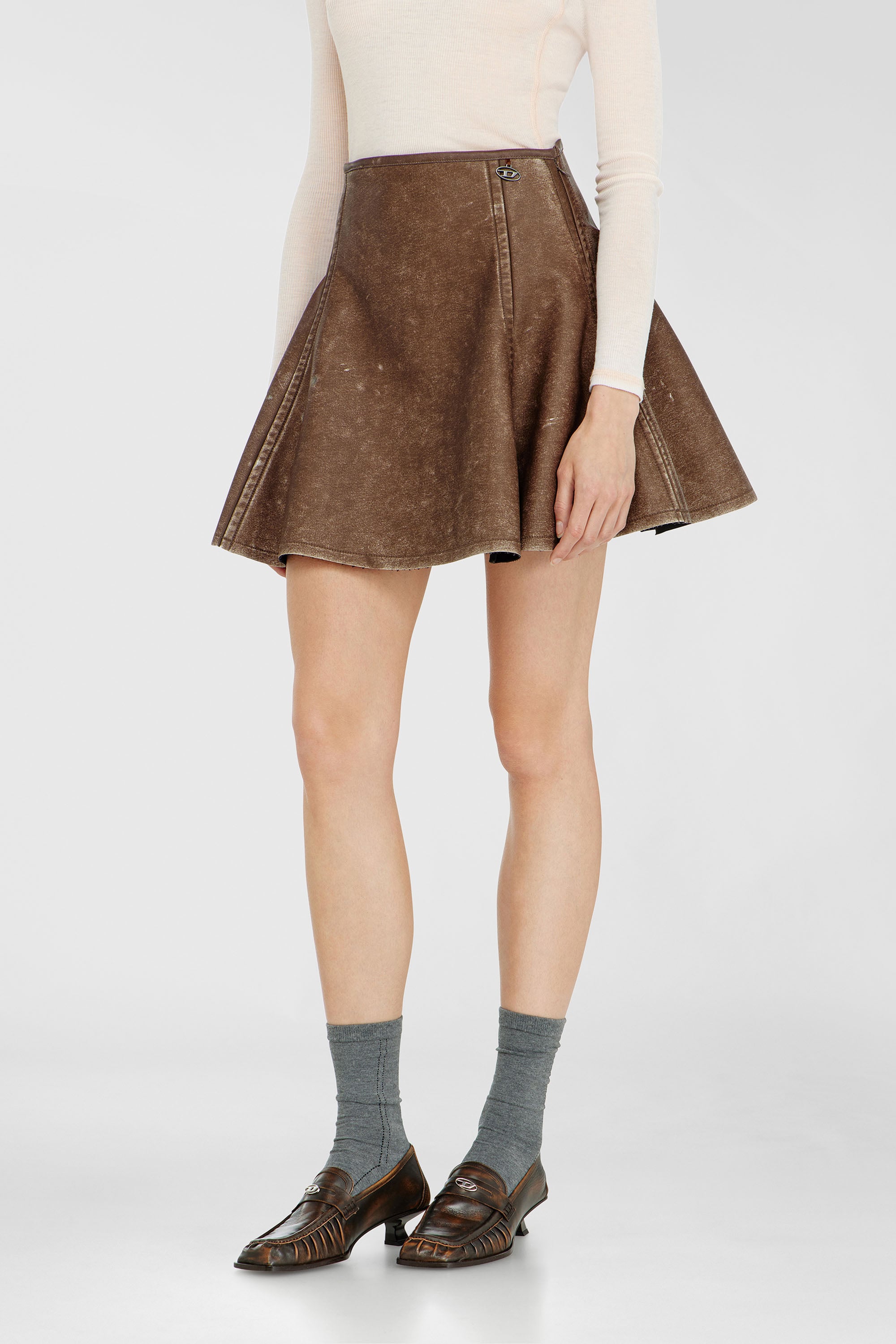 Diesel - O-ERINA, Minigonna svasata in materiale bonded Donna in Marrone - 1