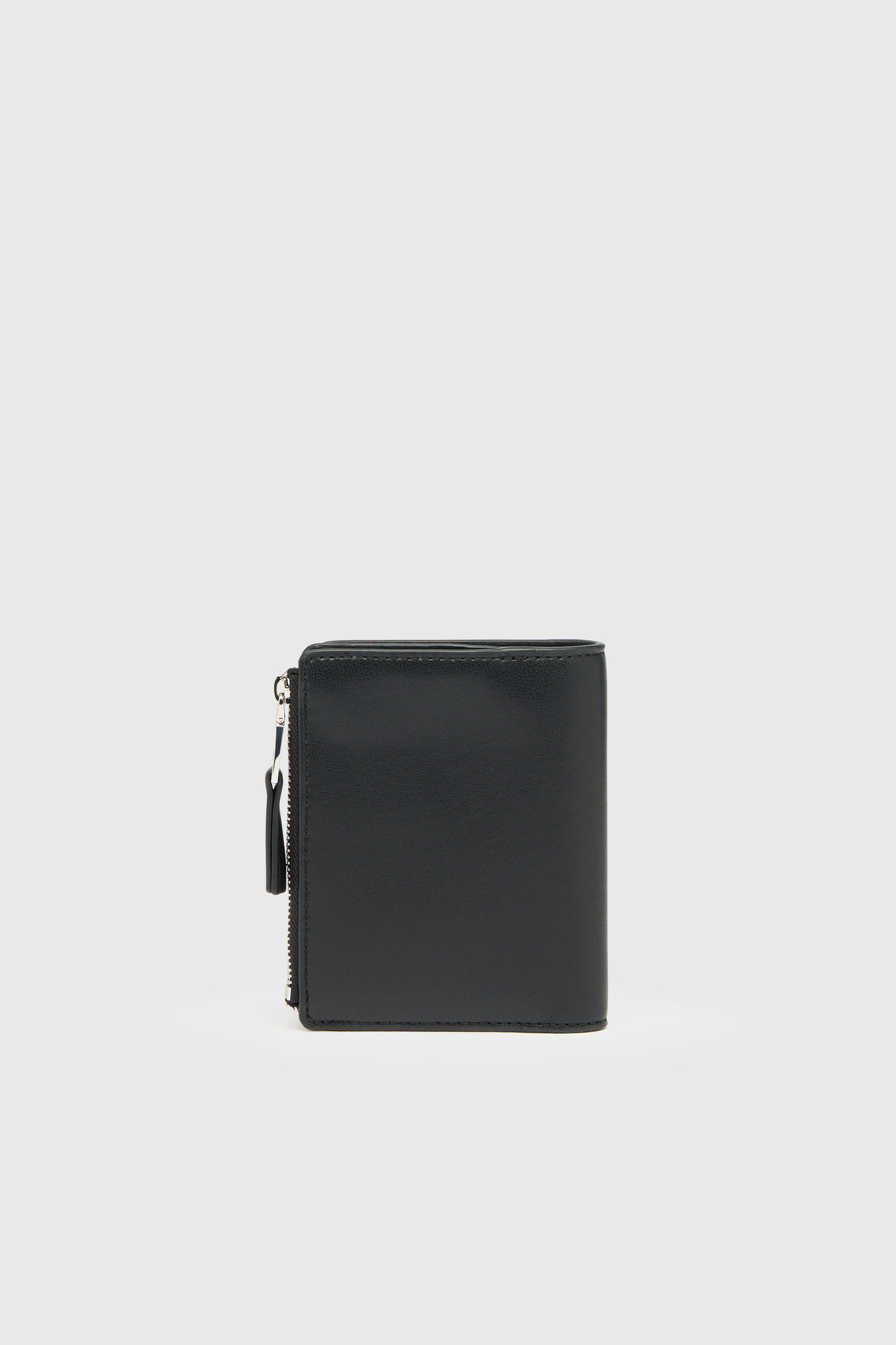 Diesel - D-LINE BI FOLD ZIP II, Portafoglio bi-fold in pelle coated con dettaglio cintura Donna in Nero - 2