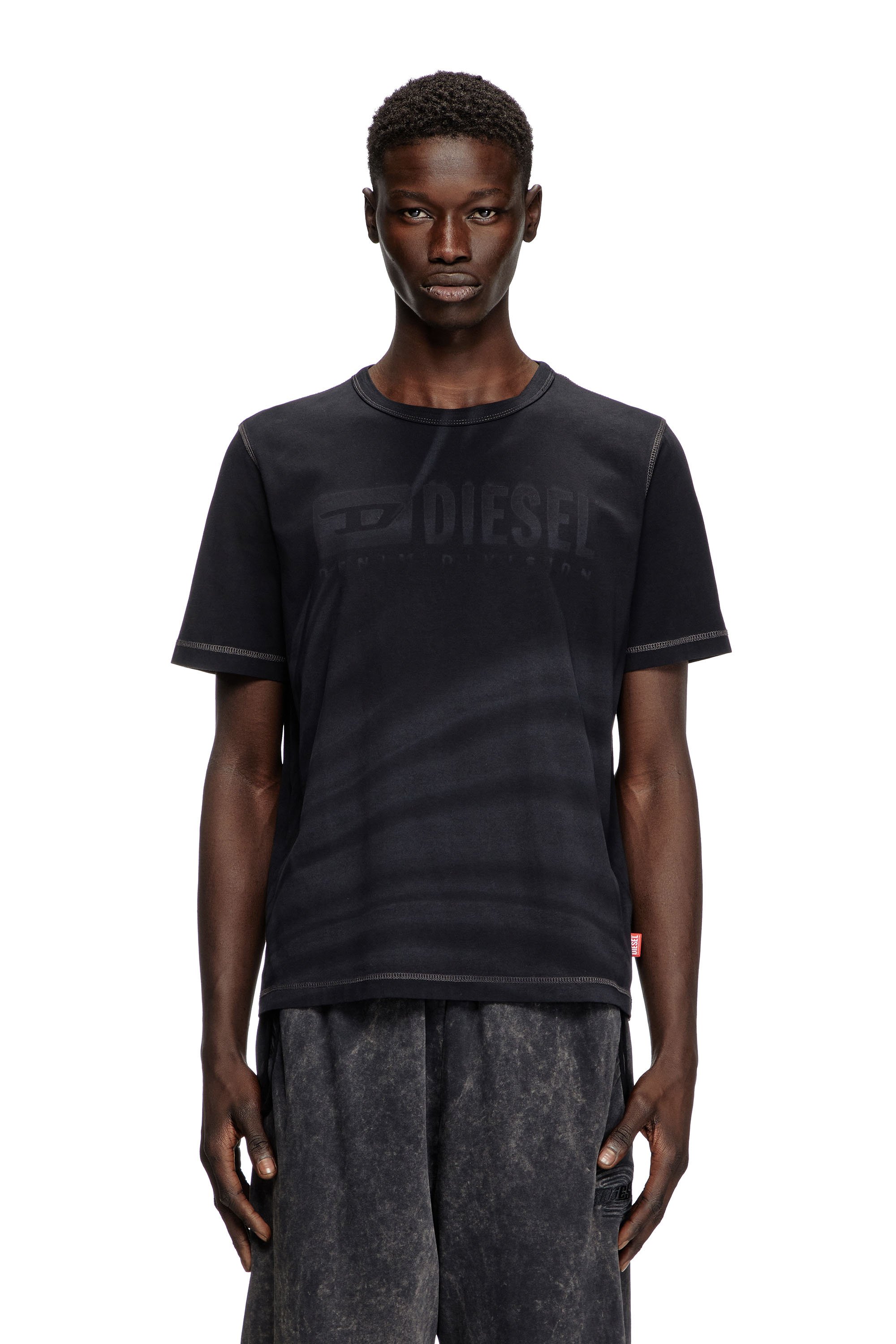 Diesel - T-ADJUST-R13, T-shirt con effetti sfumati laser Uomo in Nero - 1