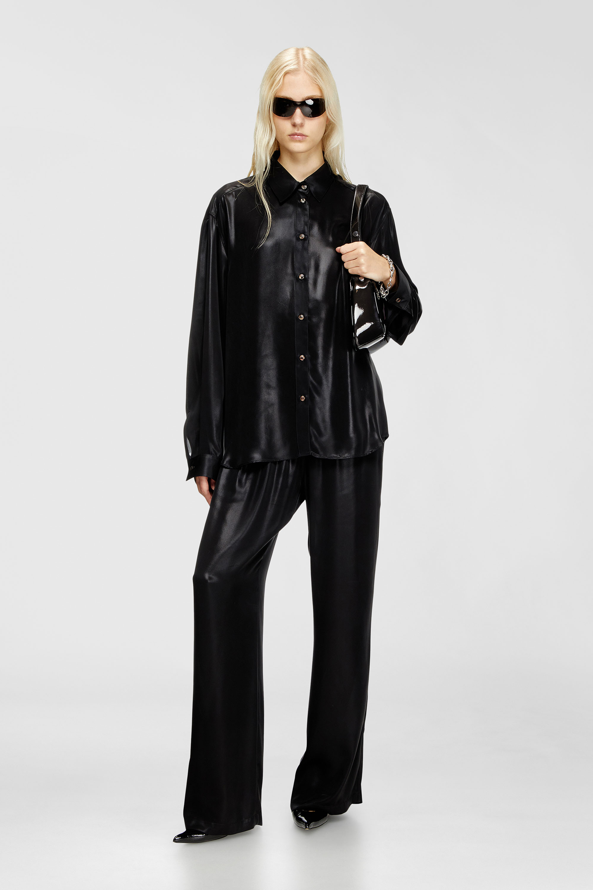 Diesel - P-DREYER-C-WN-Q1, Pantaloni tuta in raso Donna in Nero - 1