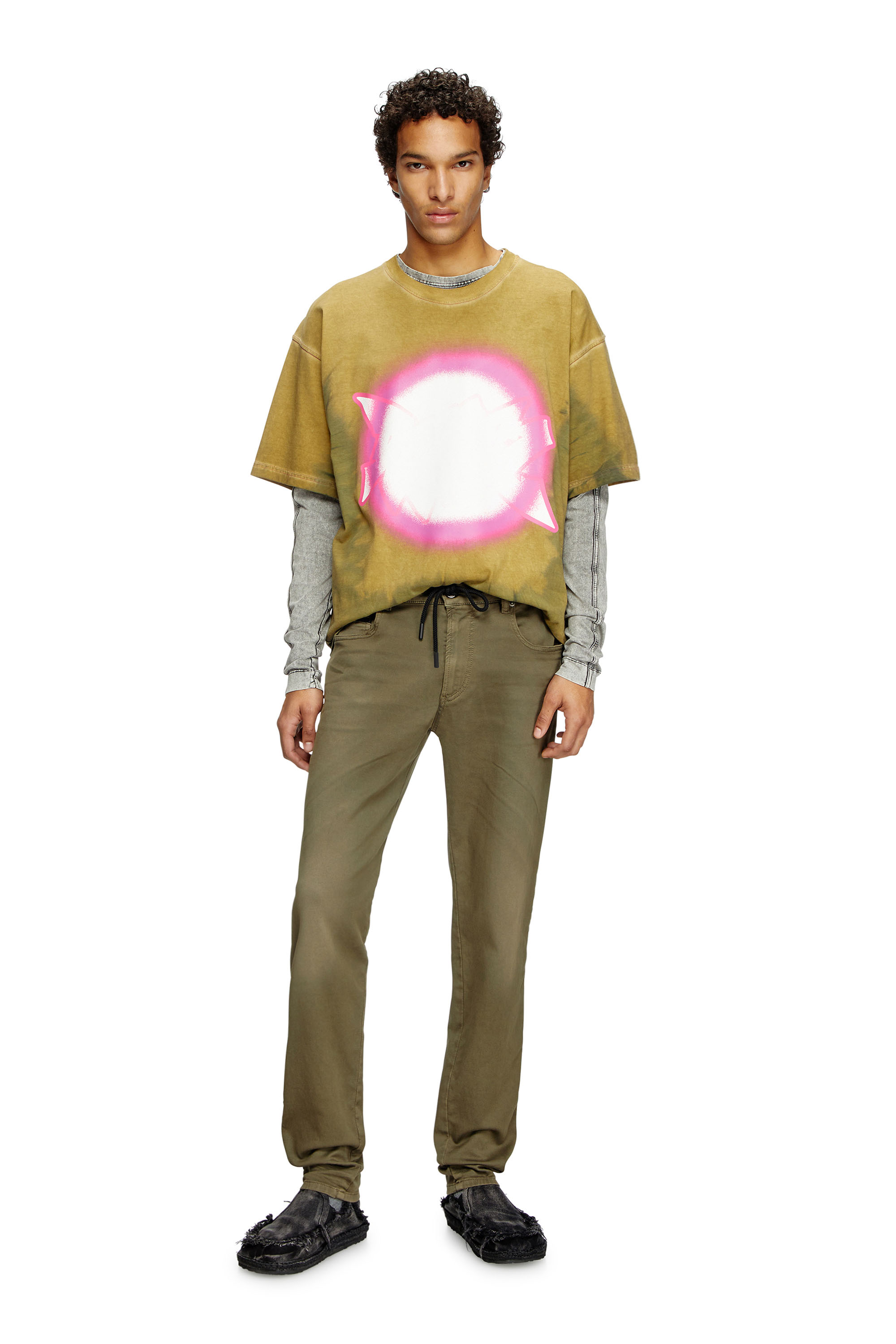 Diesel - Slim 2062 D-Strukt Joggjeans® 0670M Uomo, Verde - Image 1