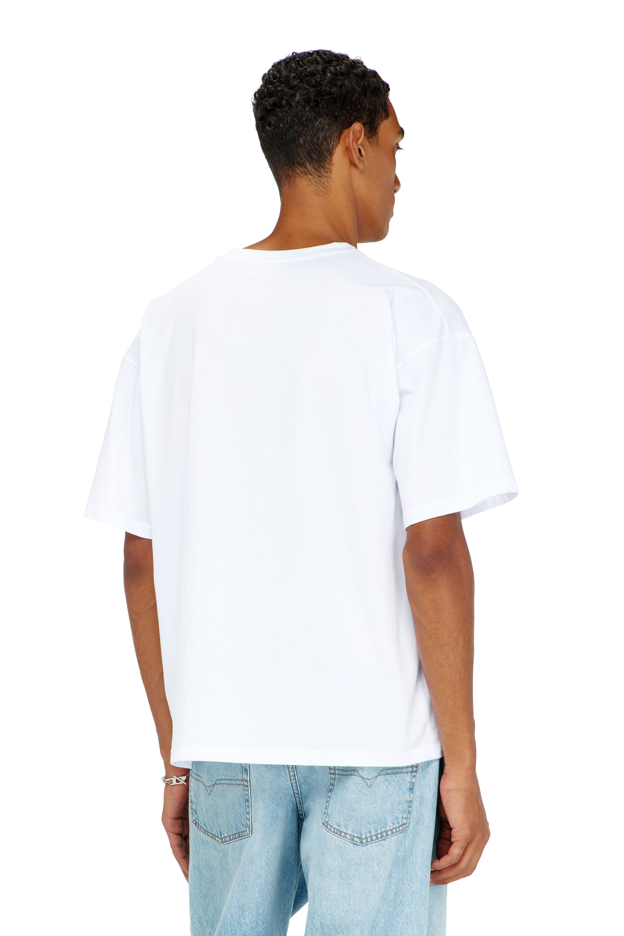 Diesel - T-BOXT-DCO, T-shirt in cotone dalla vestibilit&agrave; rilassata con ricamo Oval D Uomo in Bianco - 4
