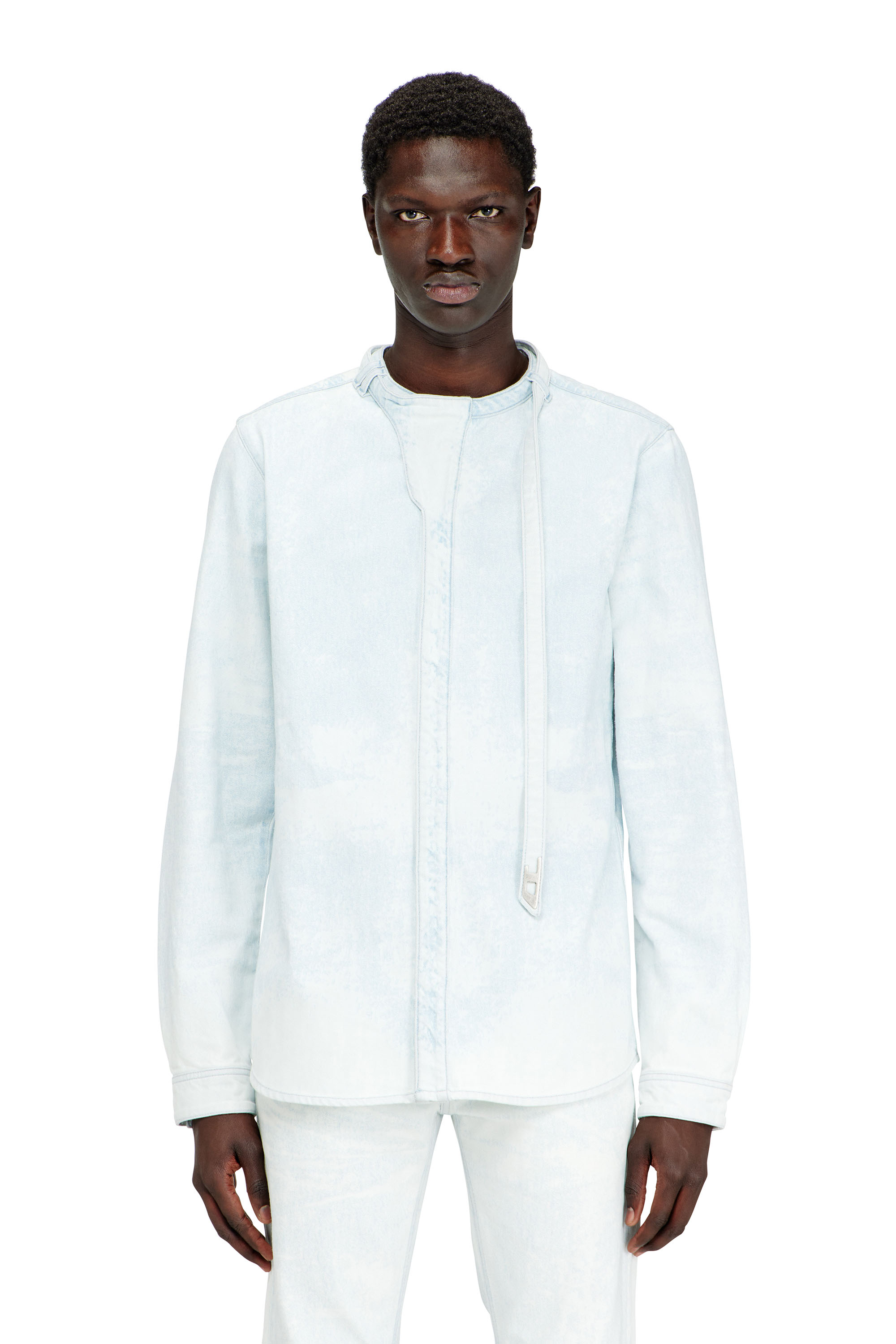 Diesel - D-TYLLAR-FSI, Camicia in satin denim ghiaccio Uomo in Blu - 1