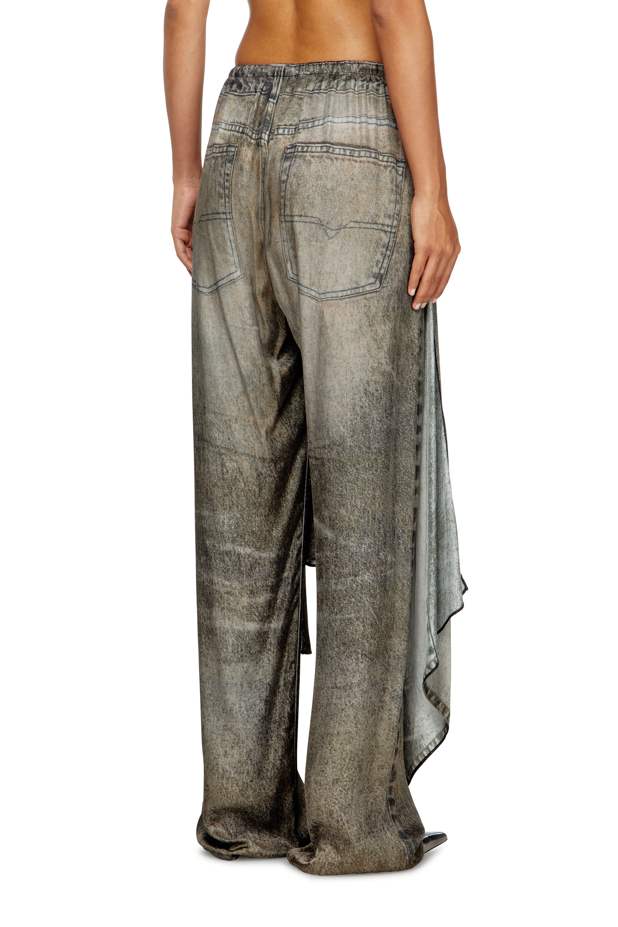 Diesel - P-ALOMA, Pantaloni a portafoglio in viscosa effetto denim Donna in Grigio - 4