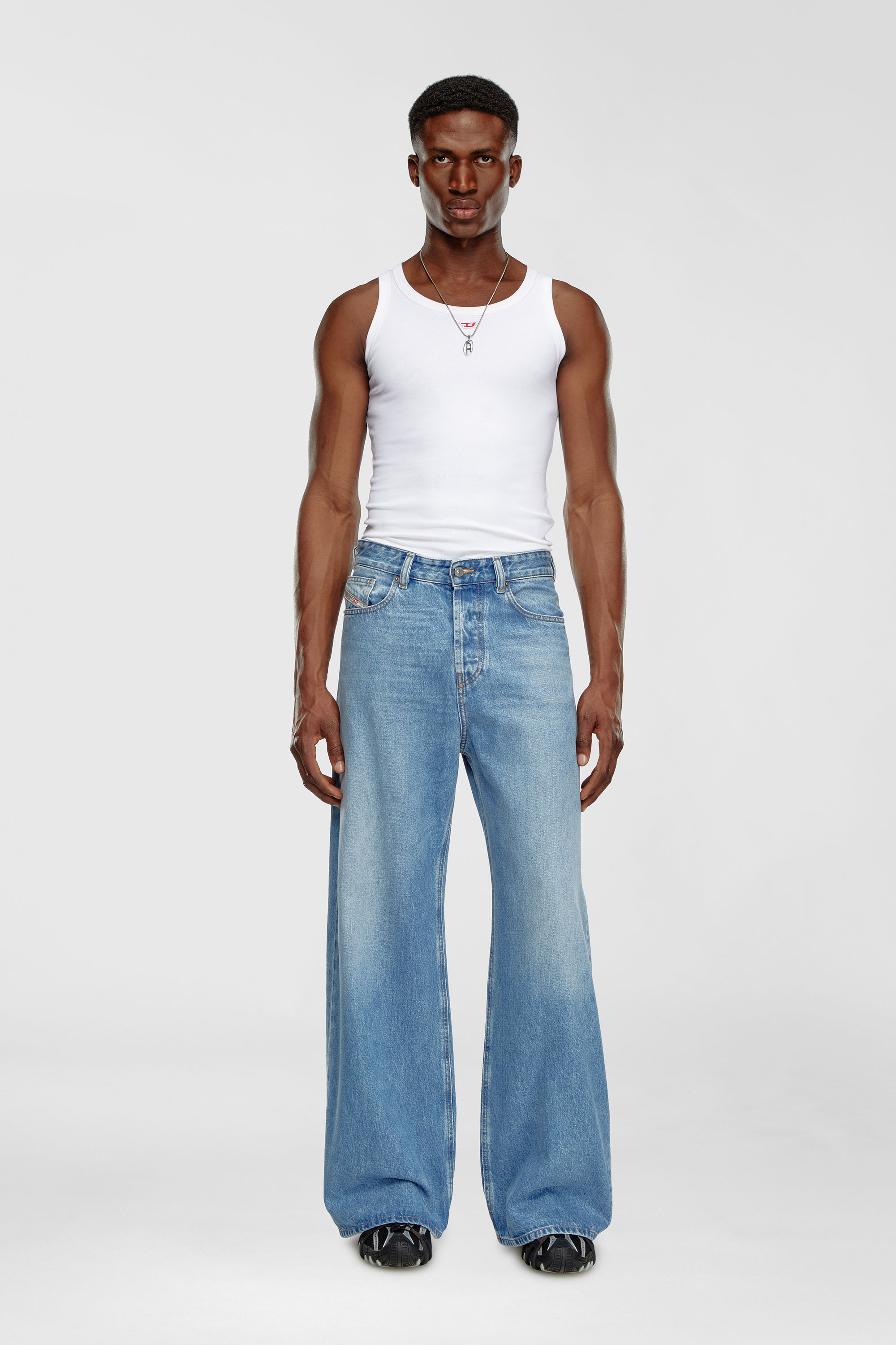 Diesel - Relaxed Jeans 1996 D-Sire 09I29 Unisex, Blu Chiaro - Image 1