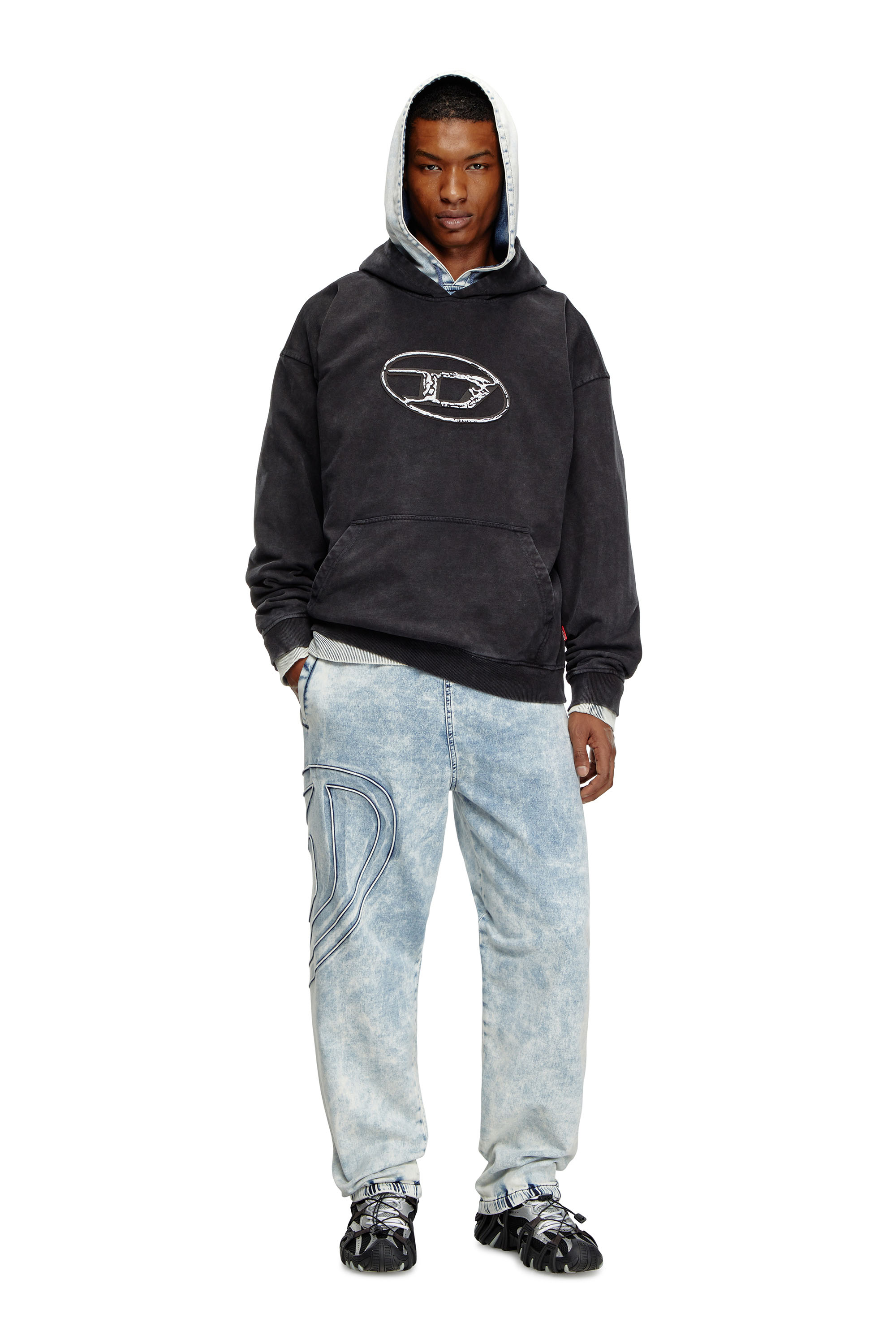 Diesel - S-BOXT-HOOD-Q7, Uomo Hoodie con stampa logo a strati in Nero - Image 2