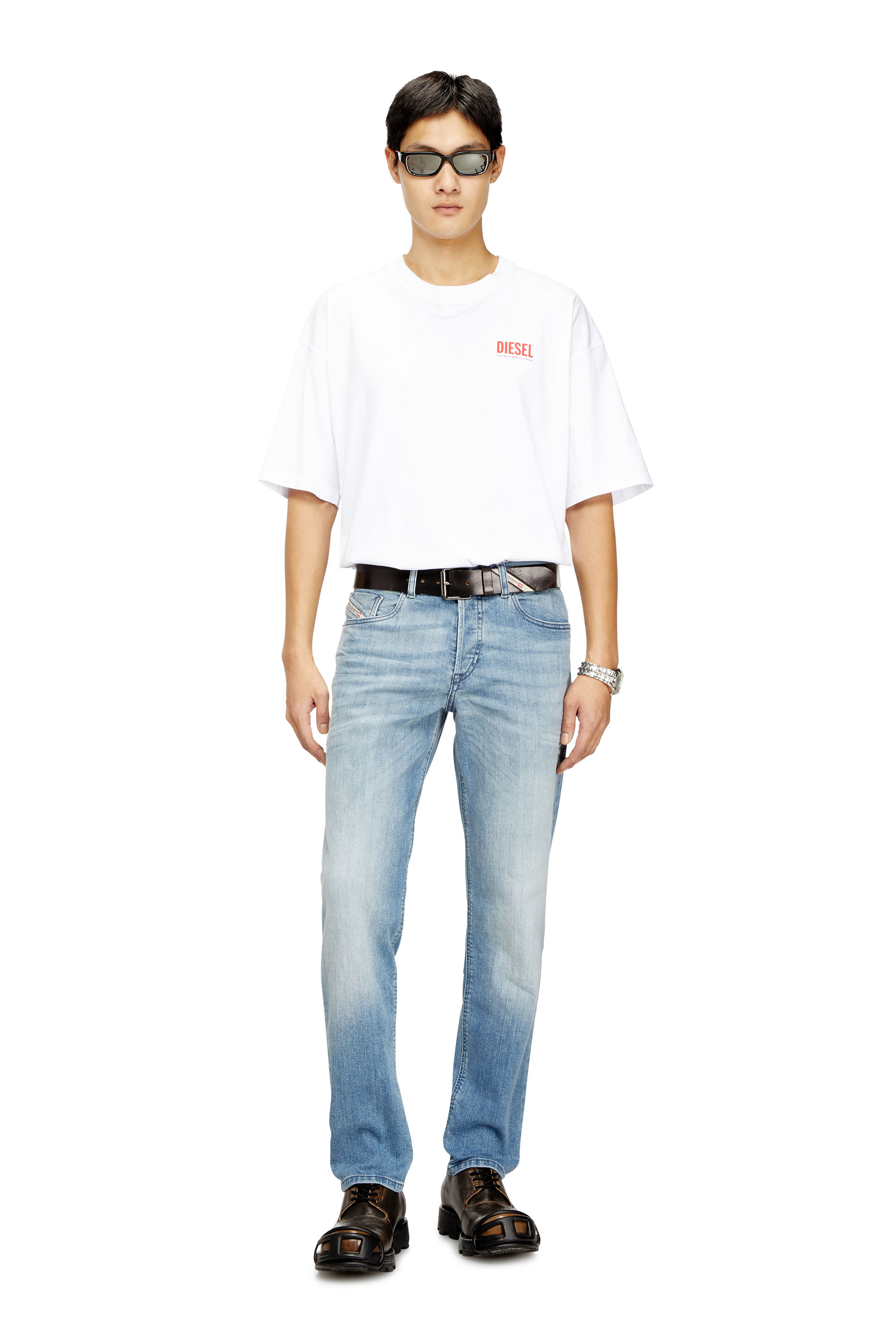Diesel - Regular Jeans 2023 D-Finitive 0GRDI Uomo, Blu Chiaro - Image 1