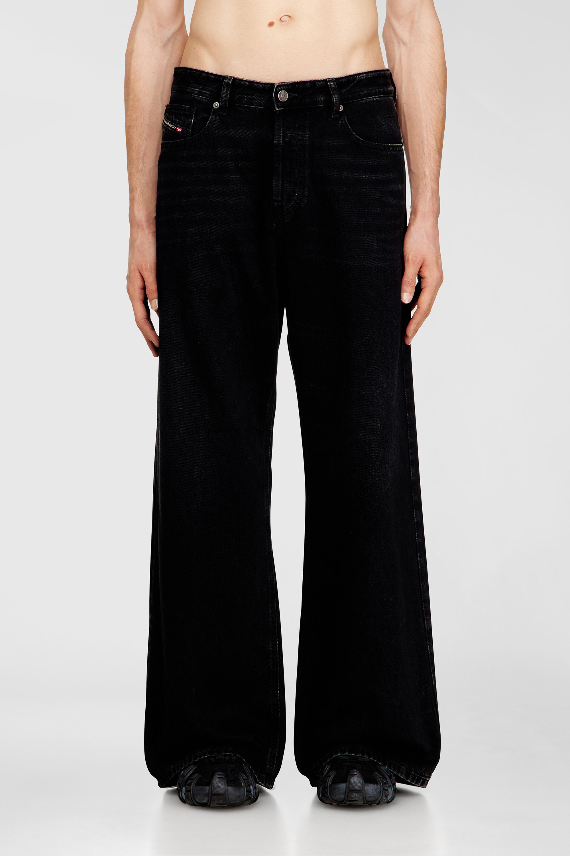 Diesel - Relaxed Jeans 1996 D-Sire 09P09 Unisex, Nero/Grigio scuro - Image 2