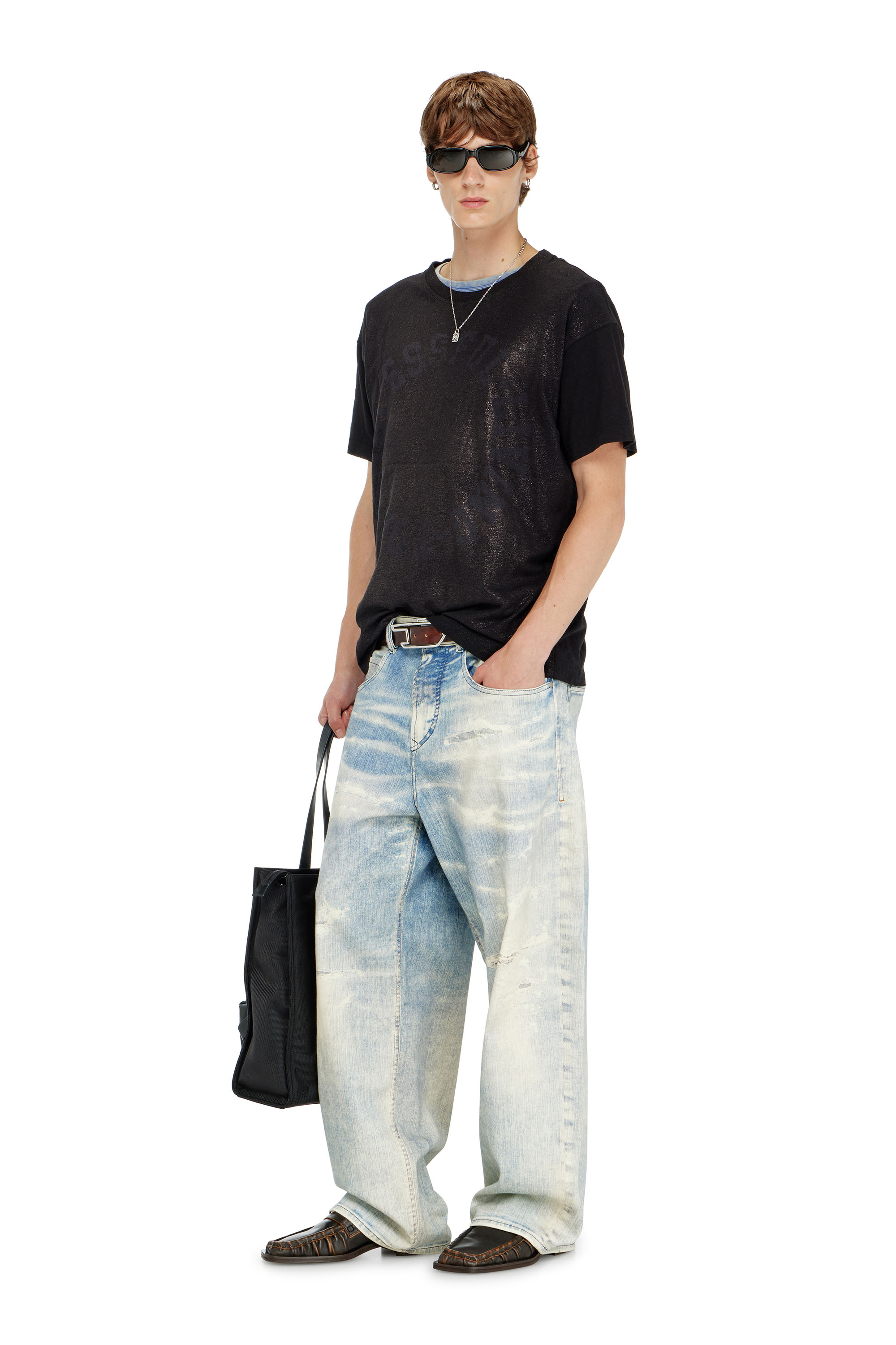 Diesel - T-NORM-AA2, T-shirt in cotone girocollo con stampa foil Uomo in Nero - 2
