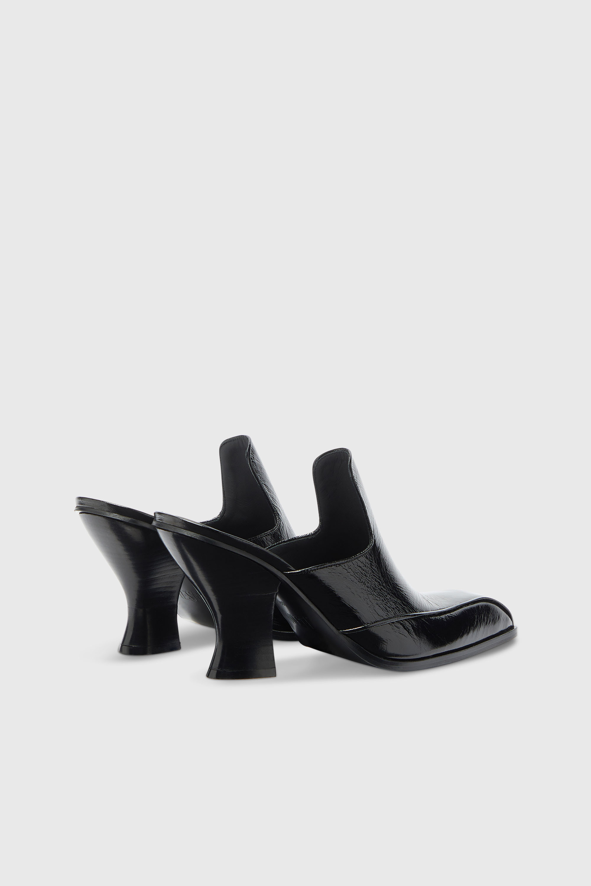 Diesel - D-LUFFY-75-MULE, D-Luffy - Mules stile western in pelle verniciata Donna in Nero - 3