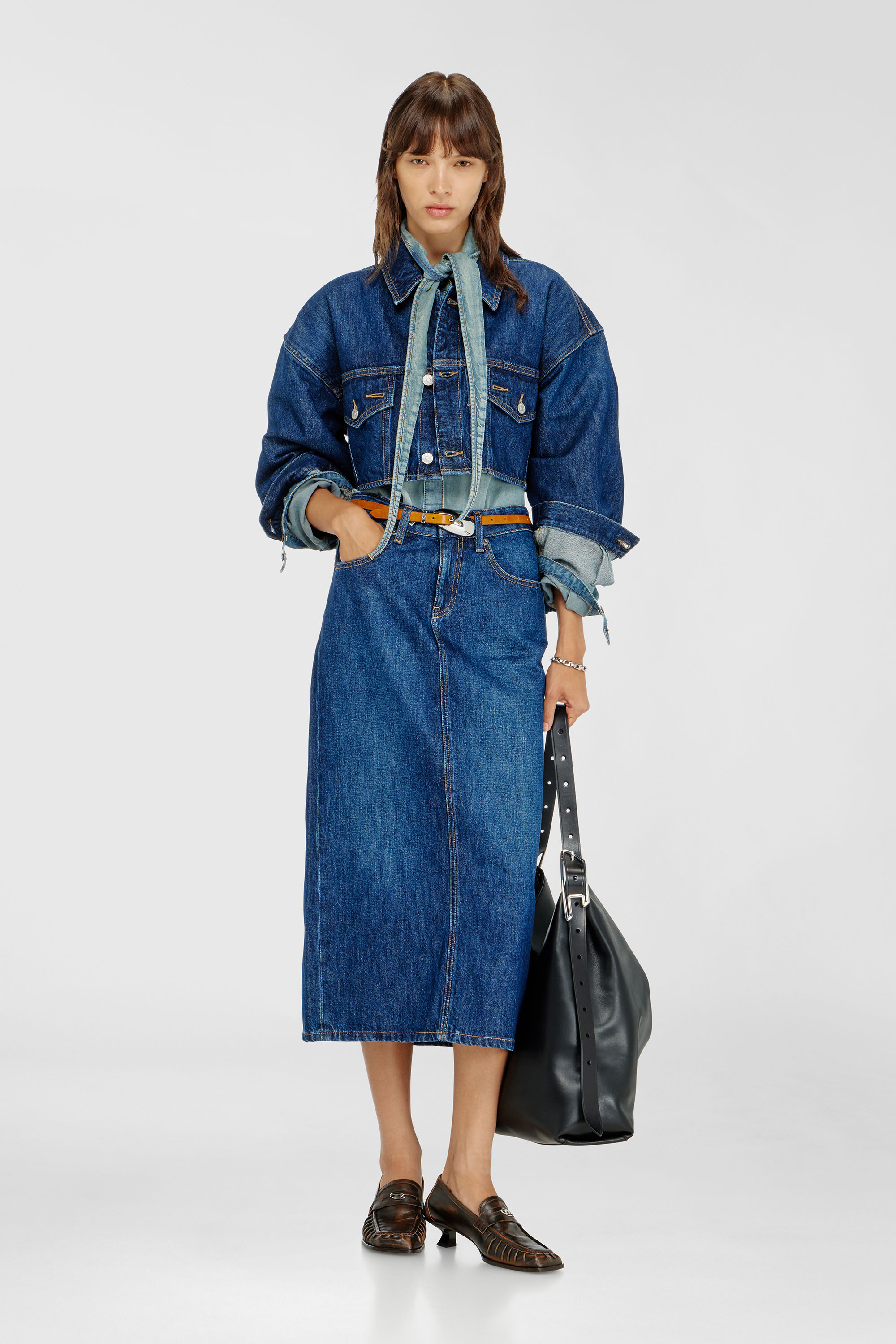 Diesel - DE-MALLEY, Giacca trucker in denim cropped oversize Donna in Blu - 1