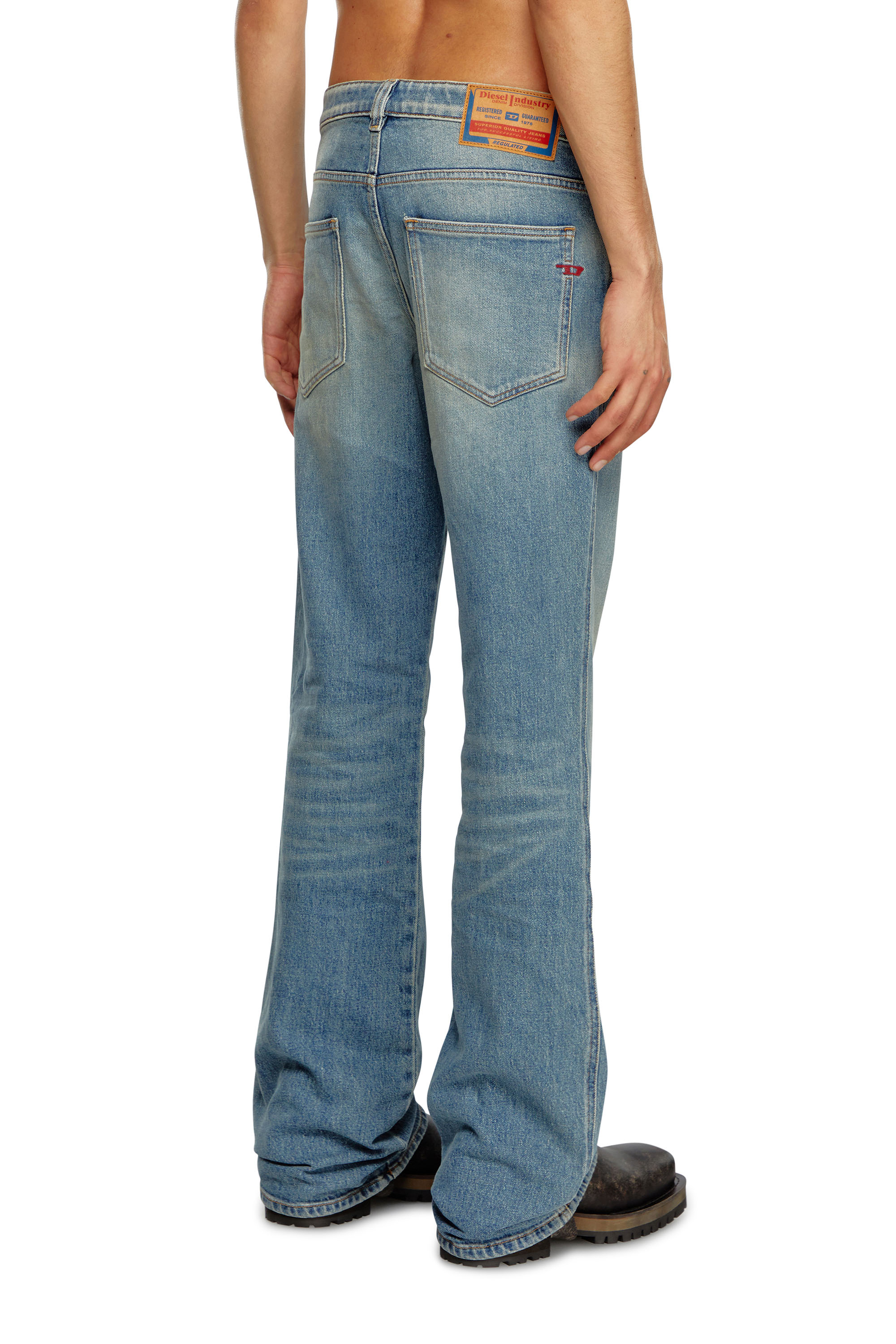 Diesel - Bootcut Jeans 1998 D-Buck 09J55, Blu Chiaro - Image 2