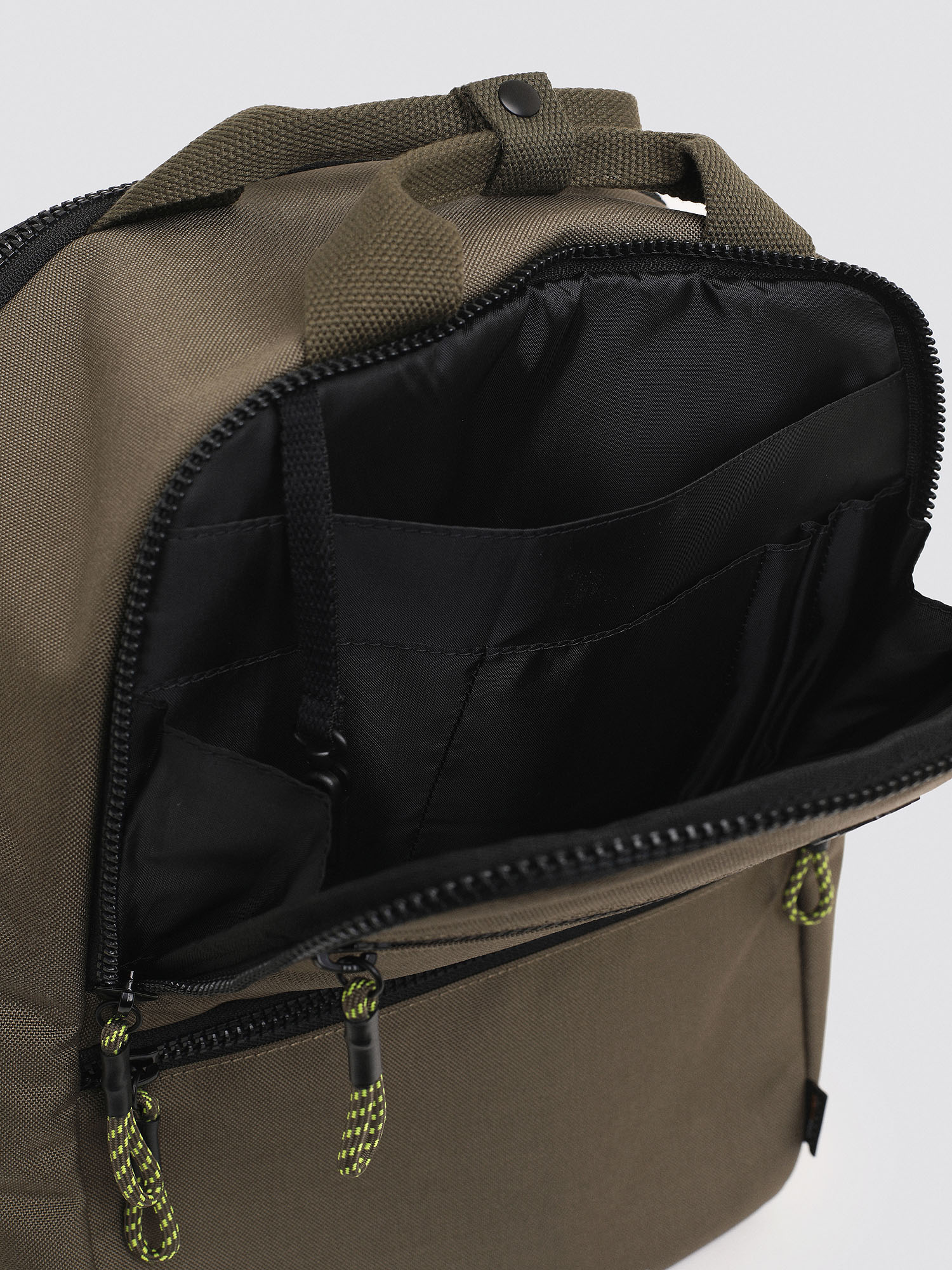 GINKGO, Verde Militare Diesel - GINKGO, Verde Militare - Image 1