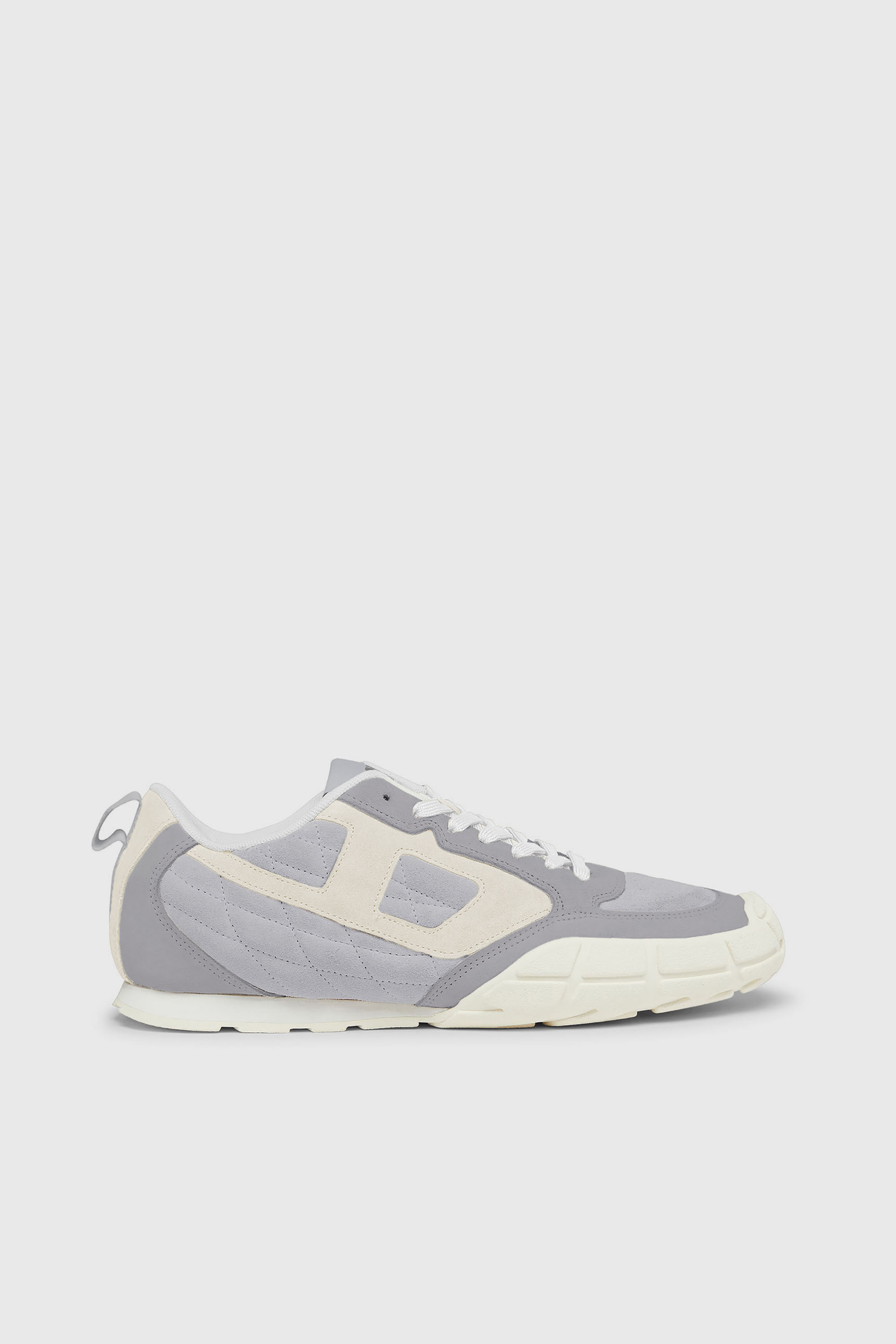 Diesel - S-PAGODHA LOW, S-Pagodha-Sneaker in suede trapuntato Uomo in Grigio - 1