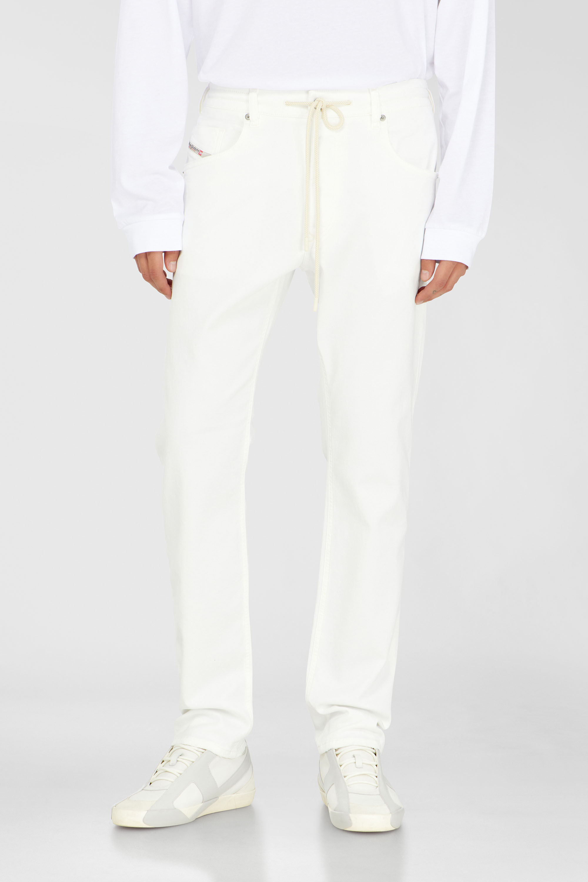 Diesel - Regular 2032 D-Krooley Joggjeans&reg; 068HX Uomo, Bianco - Image 1