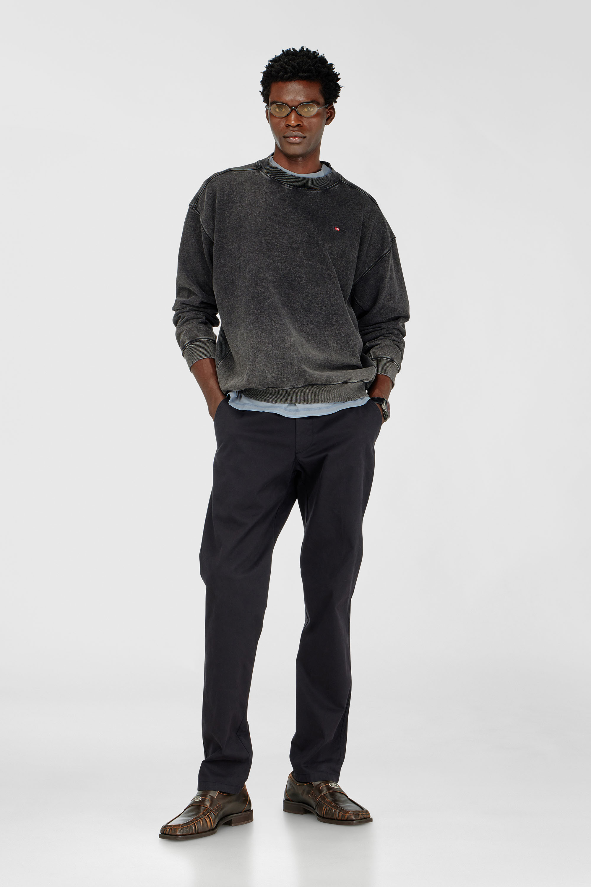 Diesel - P-DEFINE-EPCH, Pantaloni in cotone con passante utility Uomo in Nero - 1