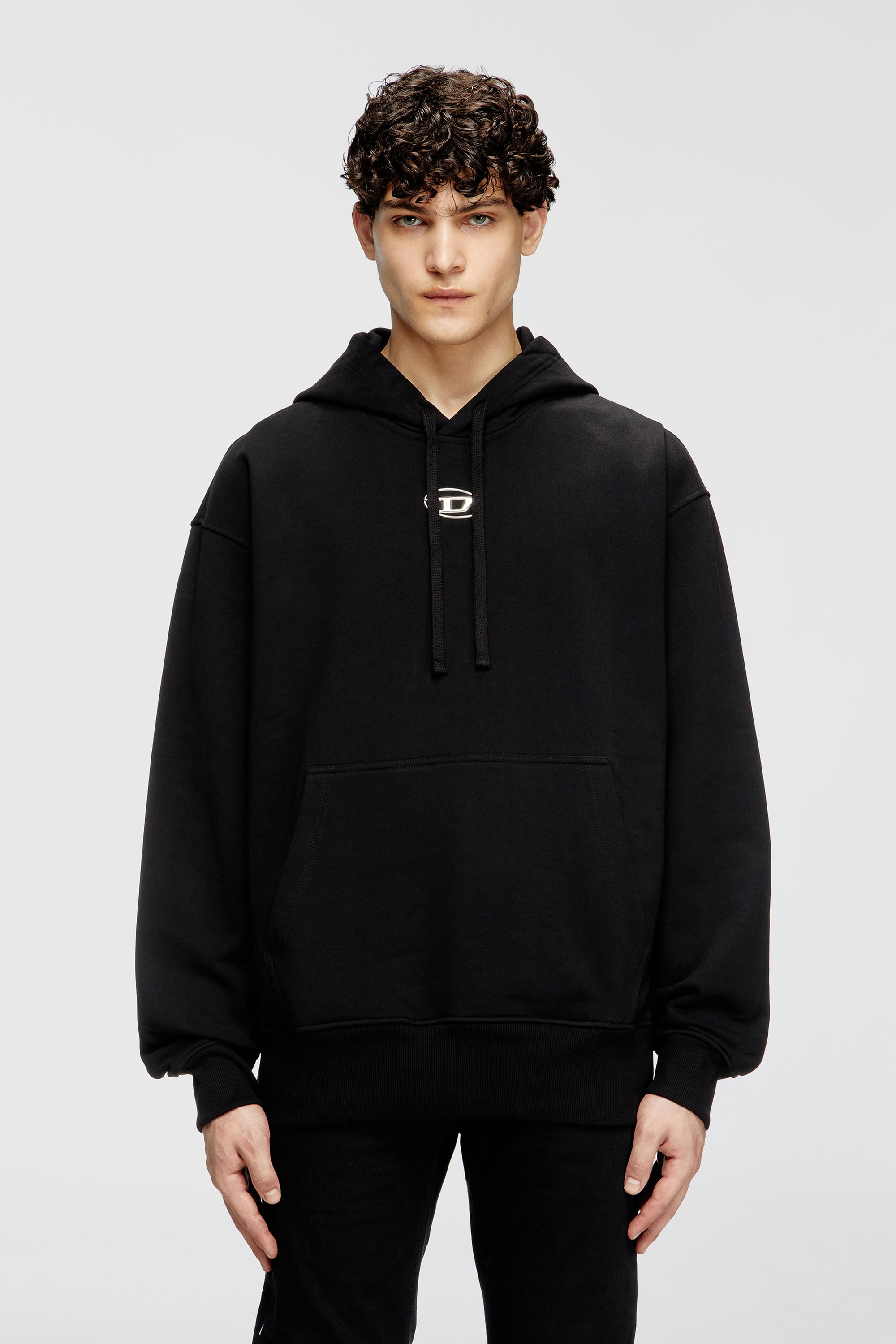 Diesel - S-MACS-HOOD-OD, Hoodie oversize con logo metallico Uomo in Nero - 1