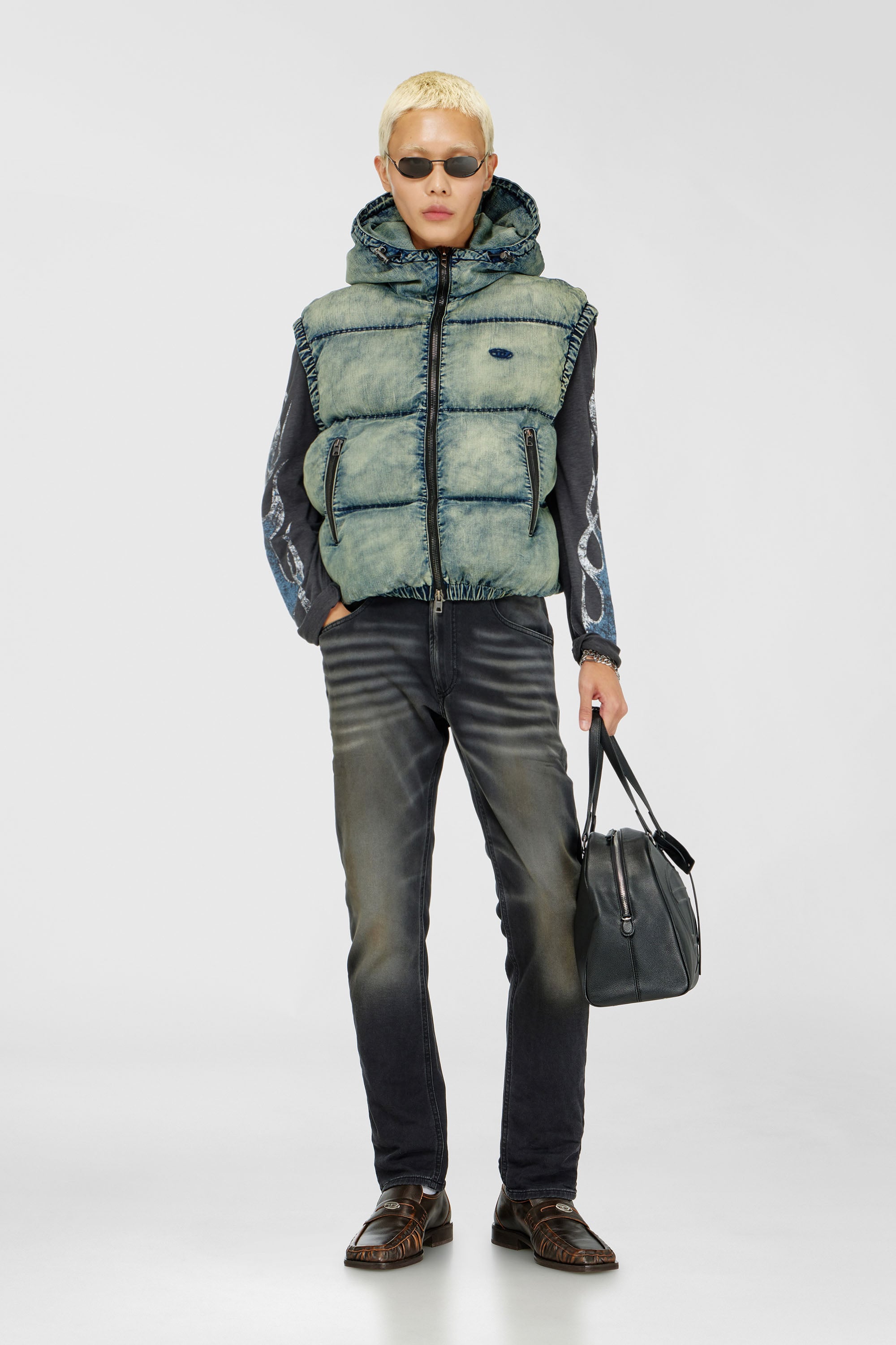 Diesel - Regular 2032 D-Krooley-BW Joggjeans&reg; 068ZQ Uomo, Nero/Grigio scuro - Image 1