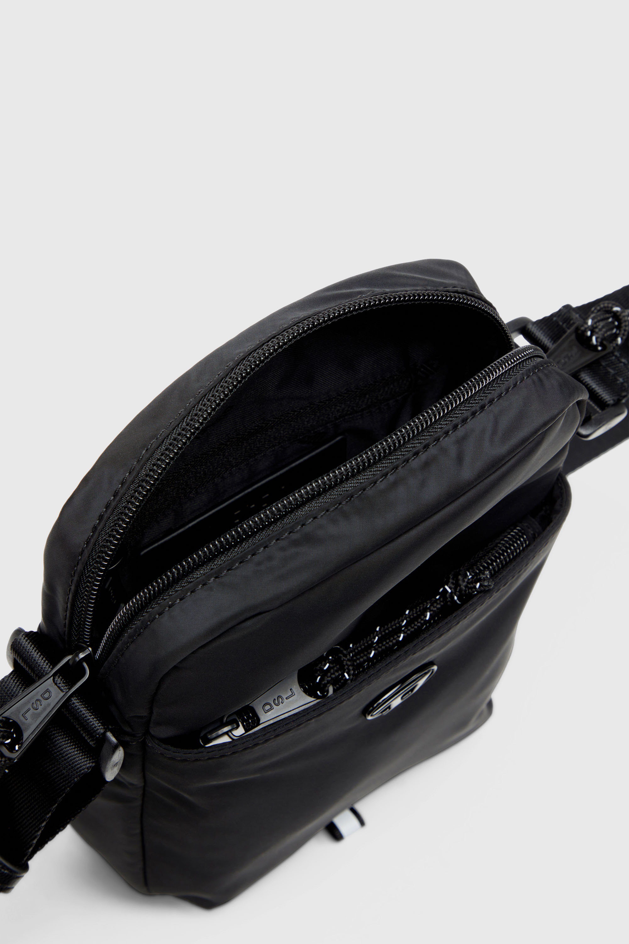 Diesel - D-PACK CROSSBODY X, D-Pack-Borsa crossbody in tessuto tecnico Uomo in Nero - 3