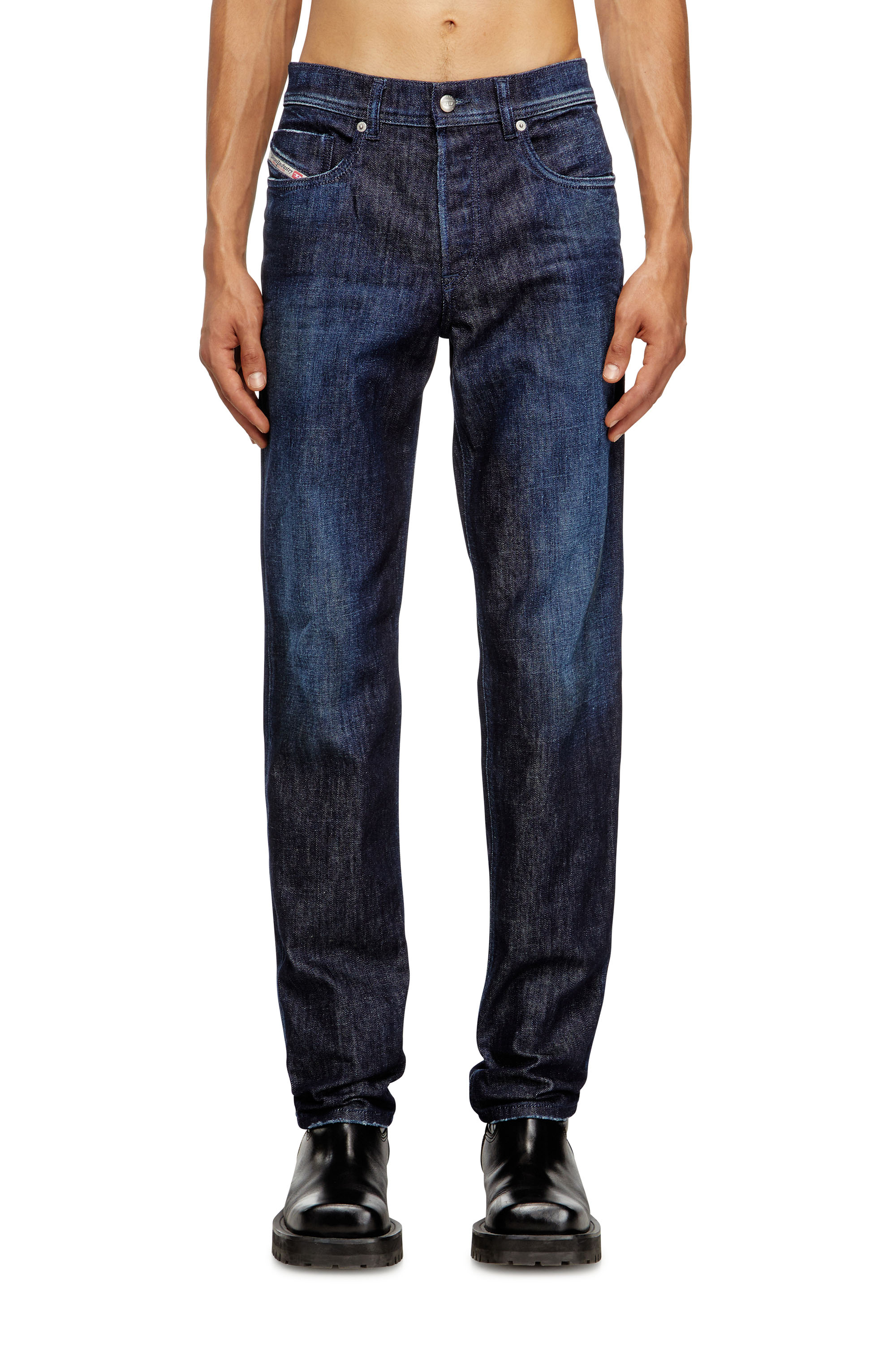 Diesel - Regular Jeans 2023 D-Finitive 09M19 Uomo, Blu Scuro - Image 1