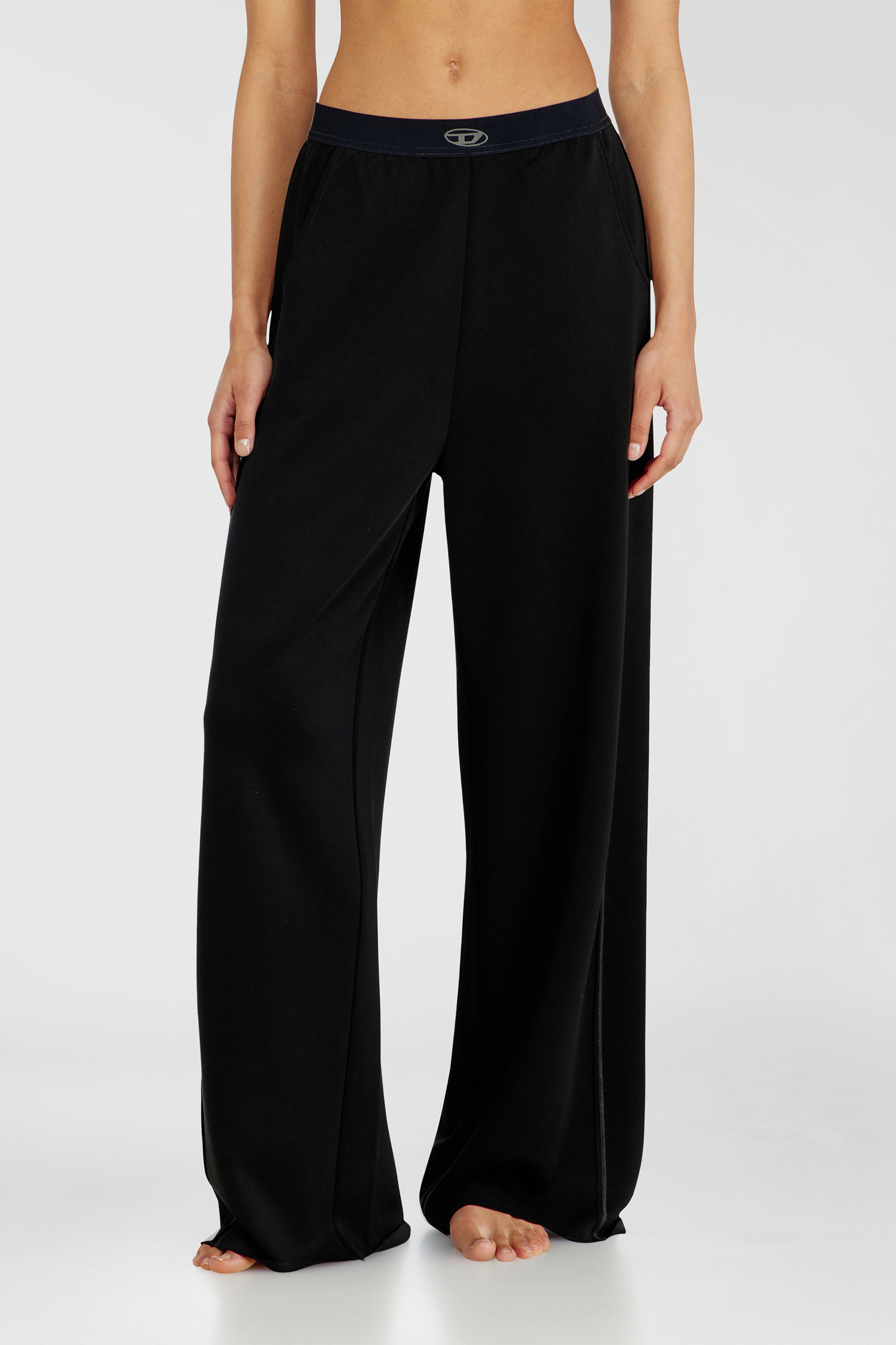 Diesel - ALYSA-UTLT, Pantaloni da tuta in scuba stretch leggero Donna in Nero - 1