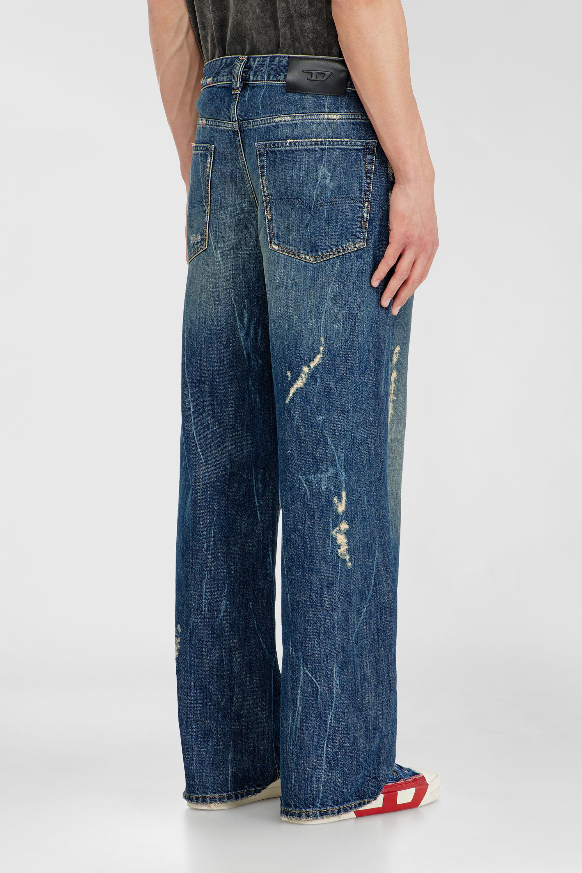 Diesel - Relaxed Jeans 2001 D-Macro 09Q28 Uomo, Blu medio - Image 5