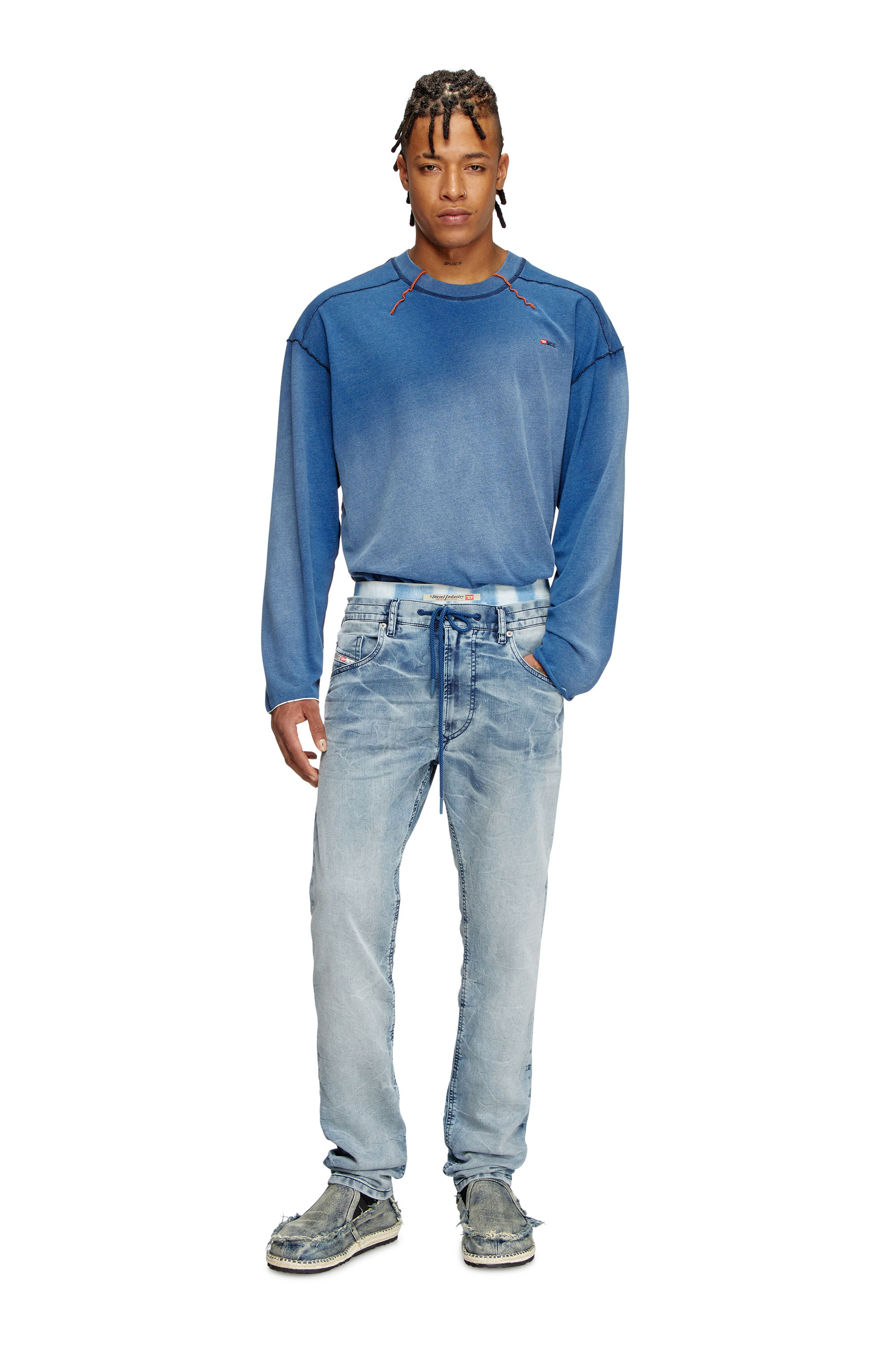 Diesel - Regular 2030 D-Krooley Joggjeans® 068PK Uomo, Blu Chiaro - Image 2