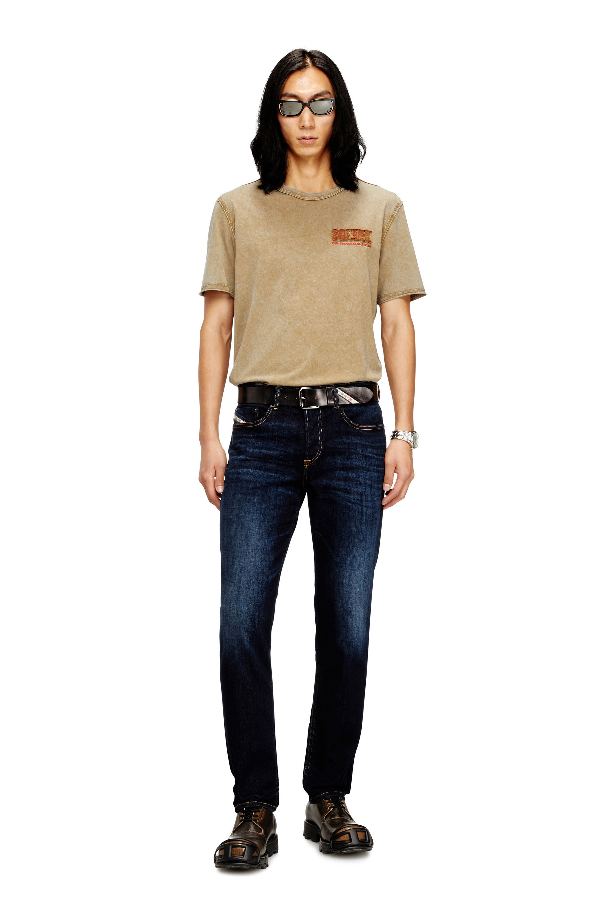 Diesel - Regular Jeans 2023 D-Finitive 009ZS Uomo, Blu Scuro - Image 2