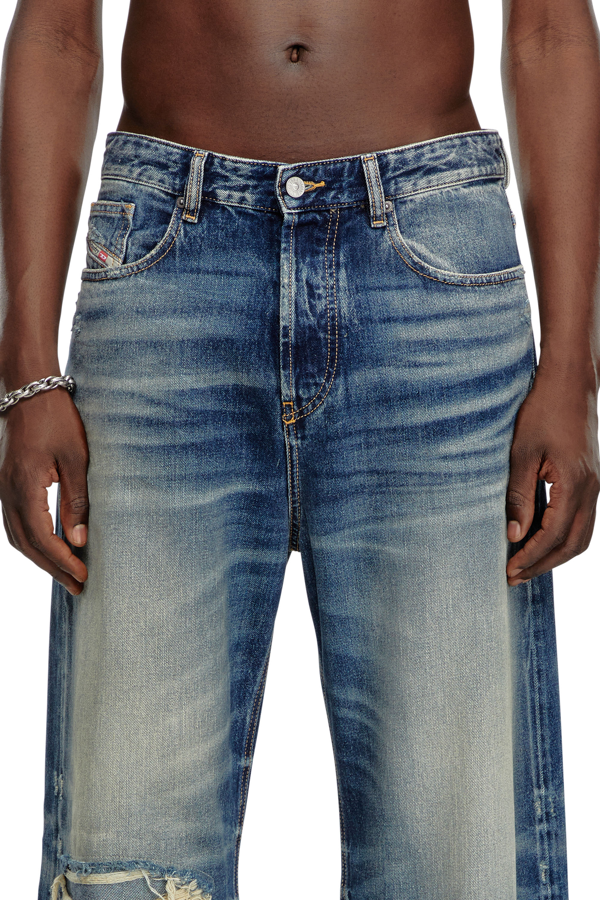 Diesel - Relaxed Jeans D-Rise 09J95 Uomo, Blu Scuro - Image 5