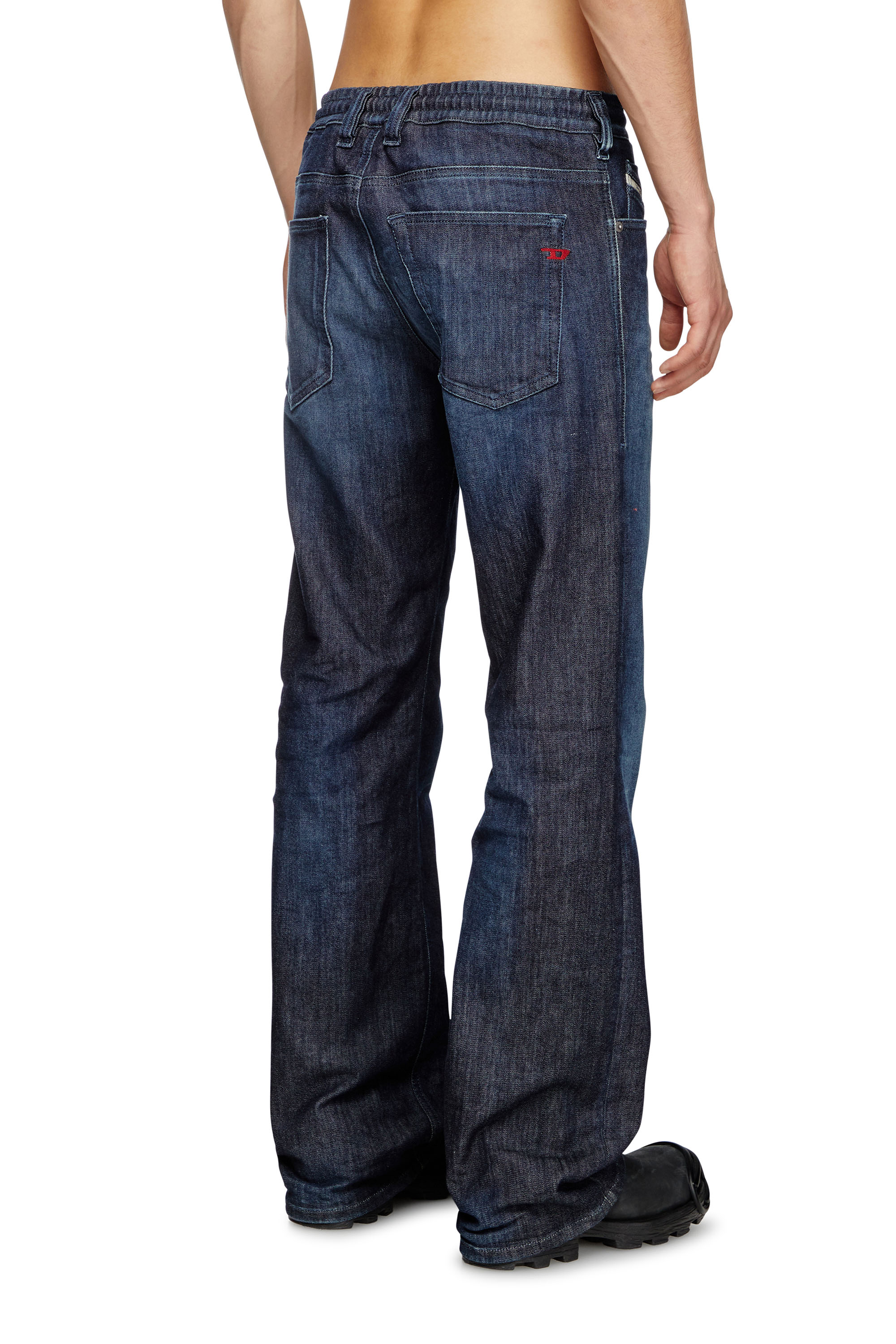 Diesel - Relaxed 2080 D-Reel Joggjeans® 09L11 Uomo, Blu Scuro - Image 3