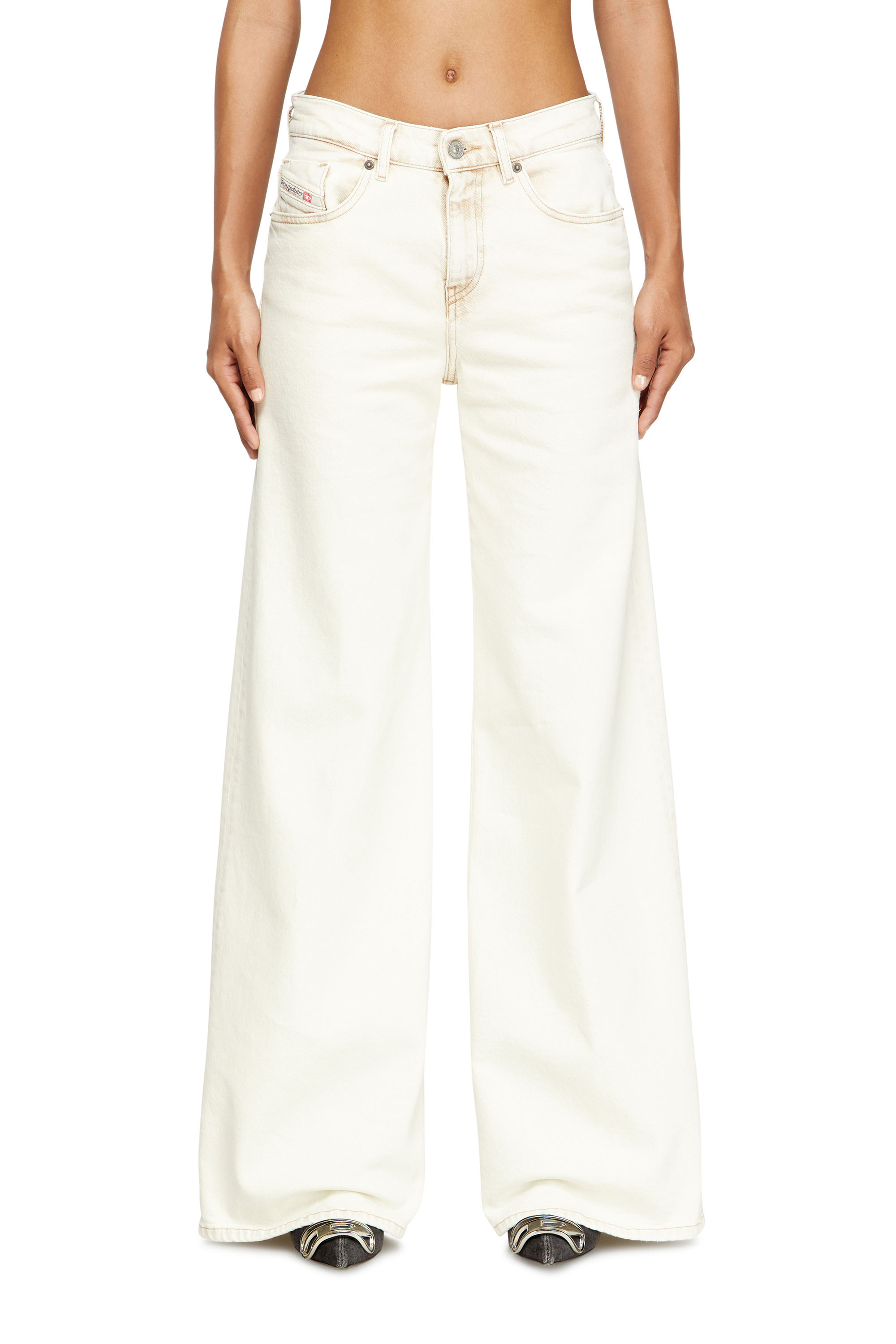 Diesel - Flare Jeans 1978 D-Akemi 09M70 Donna, Bianco - Image 3