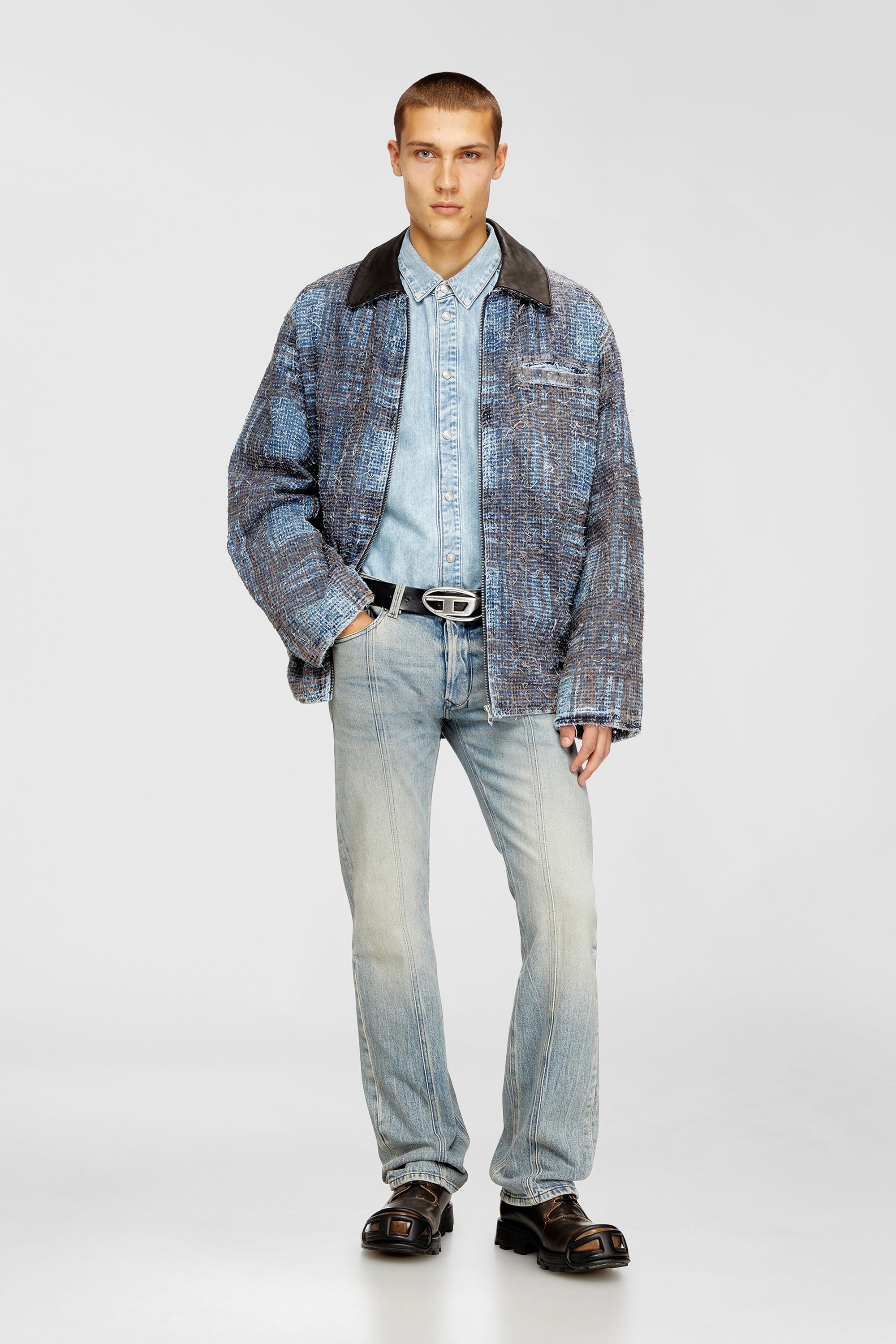 Diesel - Regular Jeans 1985 Larkee 09N55 Uomo, Blu Chiaro - Image 1