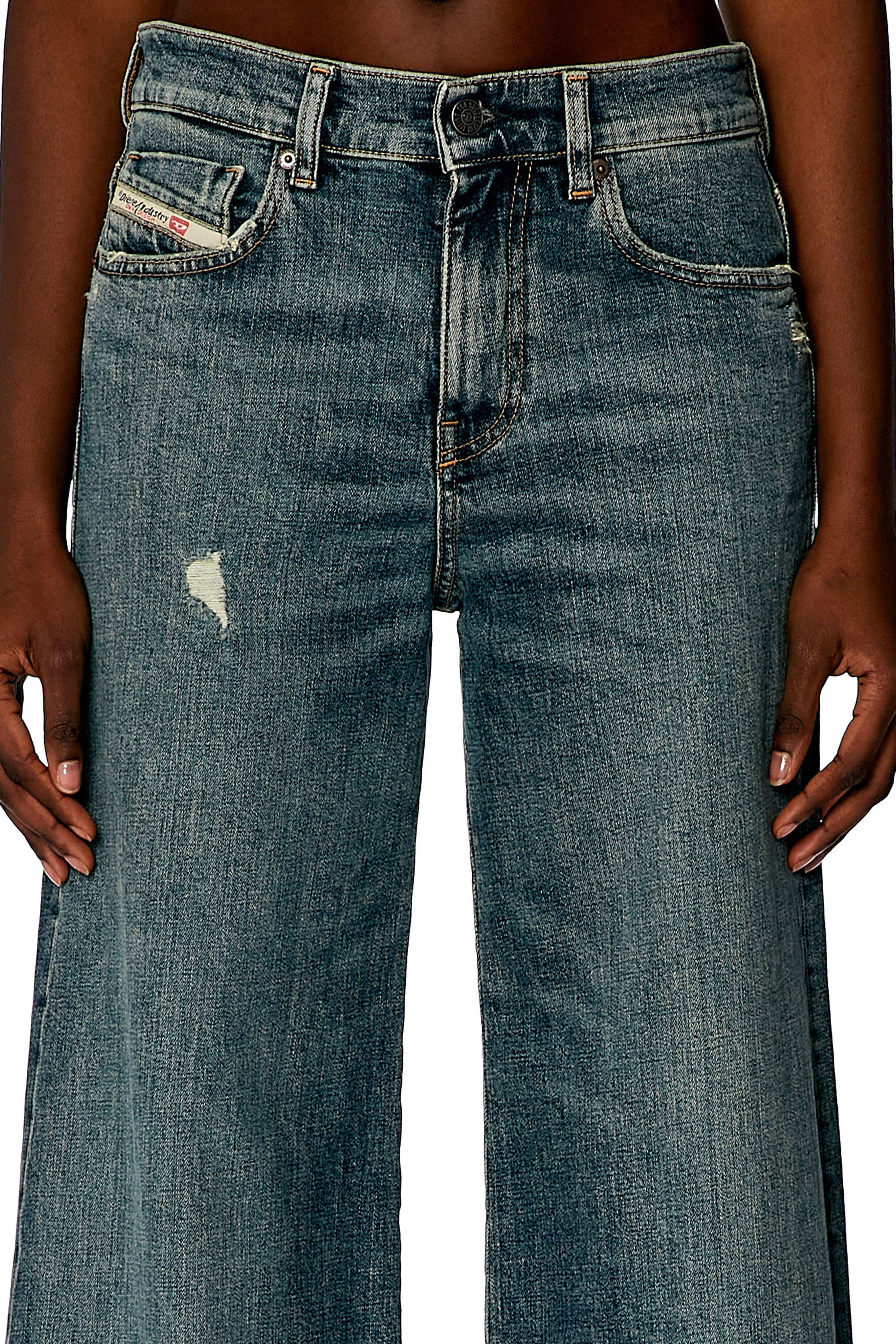 Diesel - Bootcut and Flare Jeans 1978 D-Akemi 0DQAC, Blu medio - Image 3