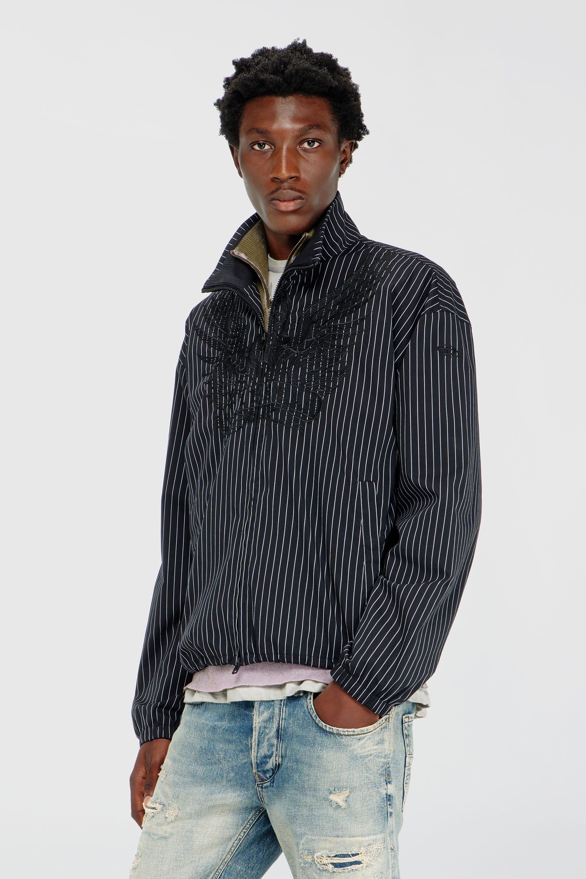 Diesel - J-CORSAR-NJCA, Giacca in nylon a righe con ricamo fenice Uomo in Nero - 1