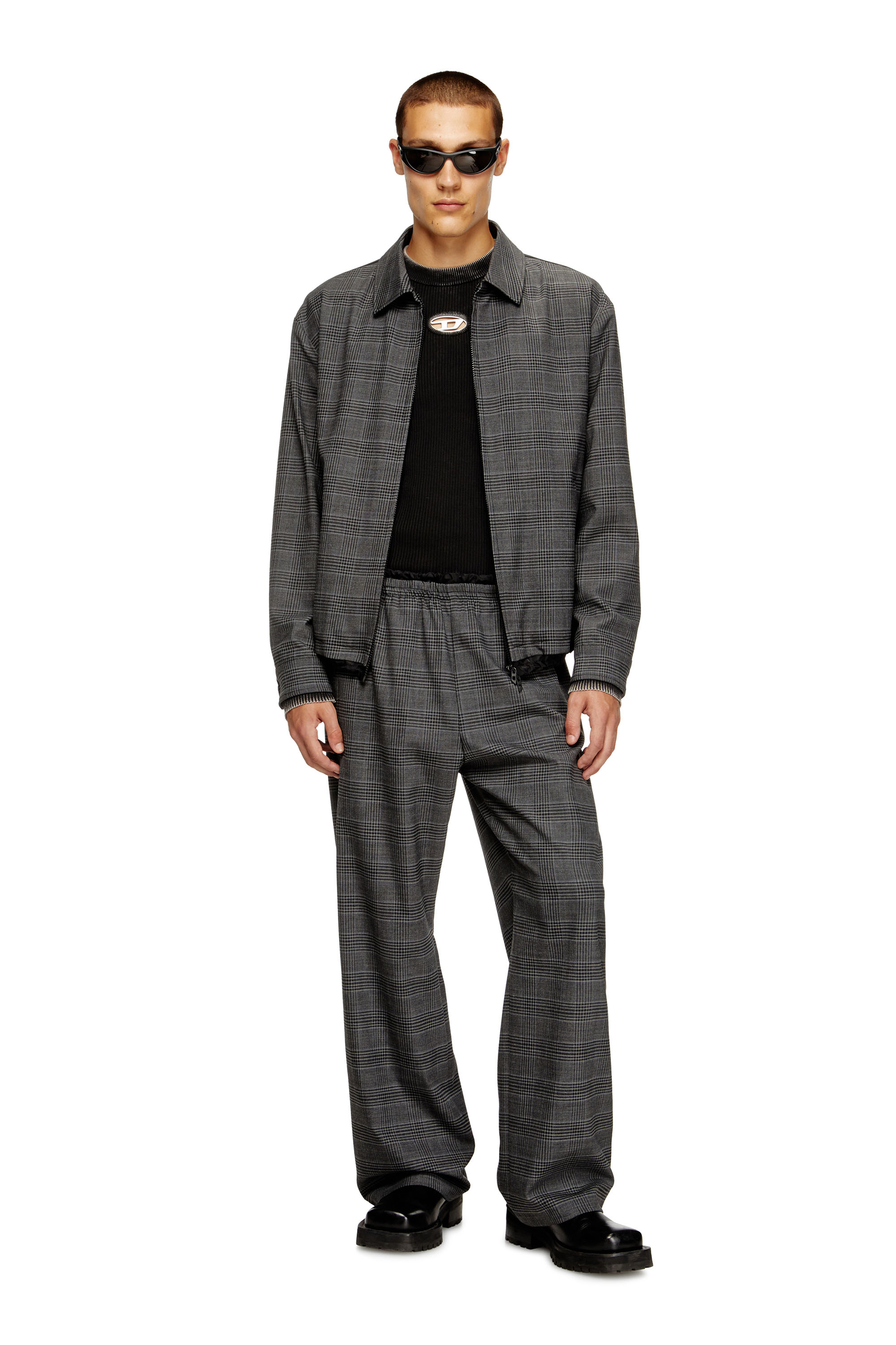 Diesel - K-DARIN-A, Maglia con logo Oval D cut-out Uomo in Nero - 1