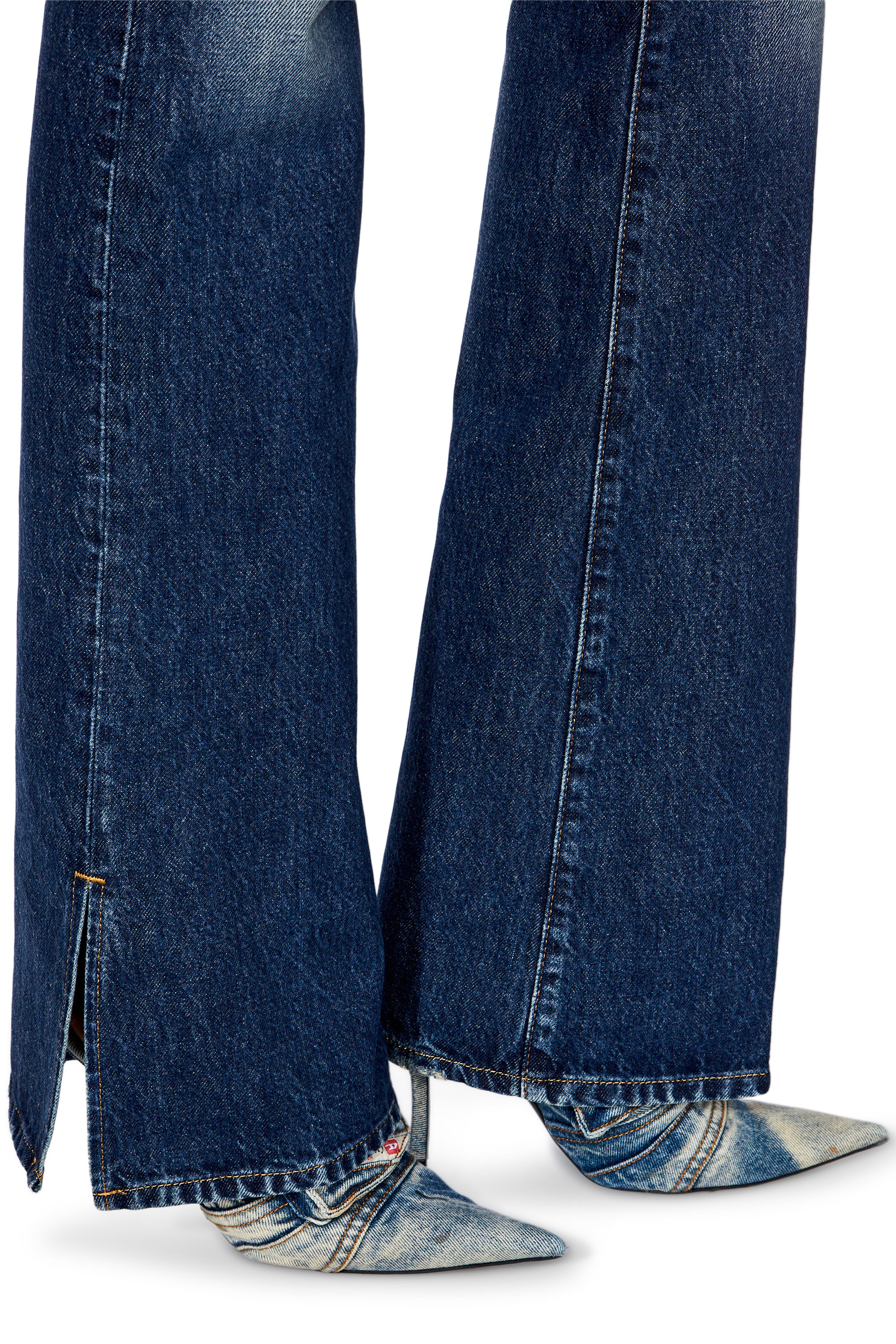 Diesel - Bootcut and Flare Jeans 1969 D-Ebbey 09G92, Blu Scuro - Image 3