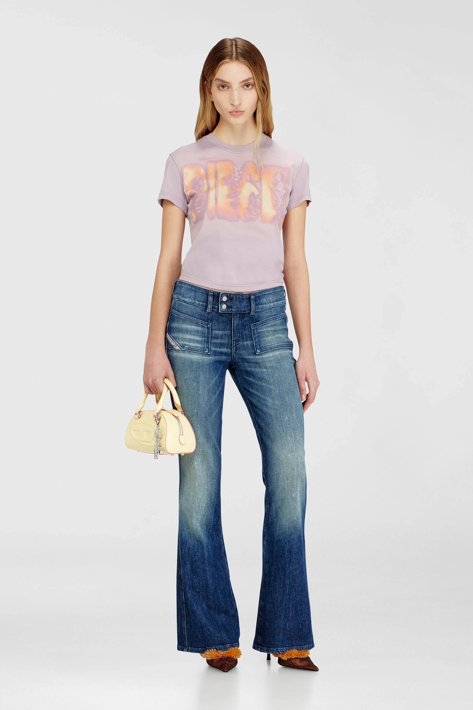 Diesel - T-ILA-AA3, T-shirt slim in jersey con stampa grafica Donna in Viola - 1