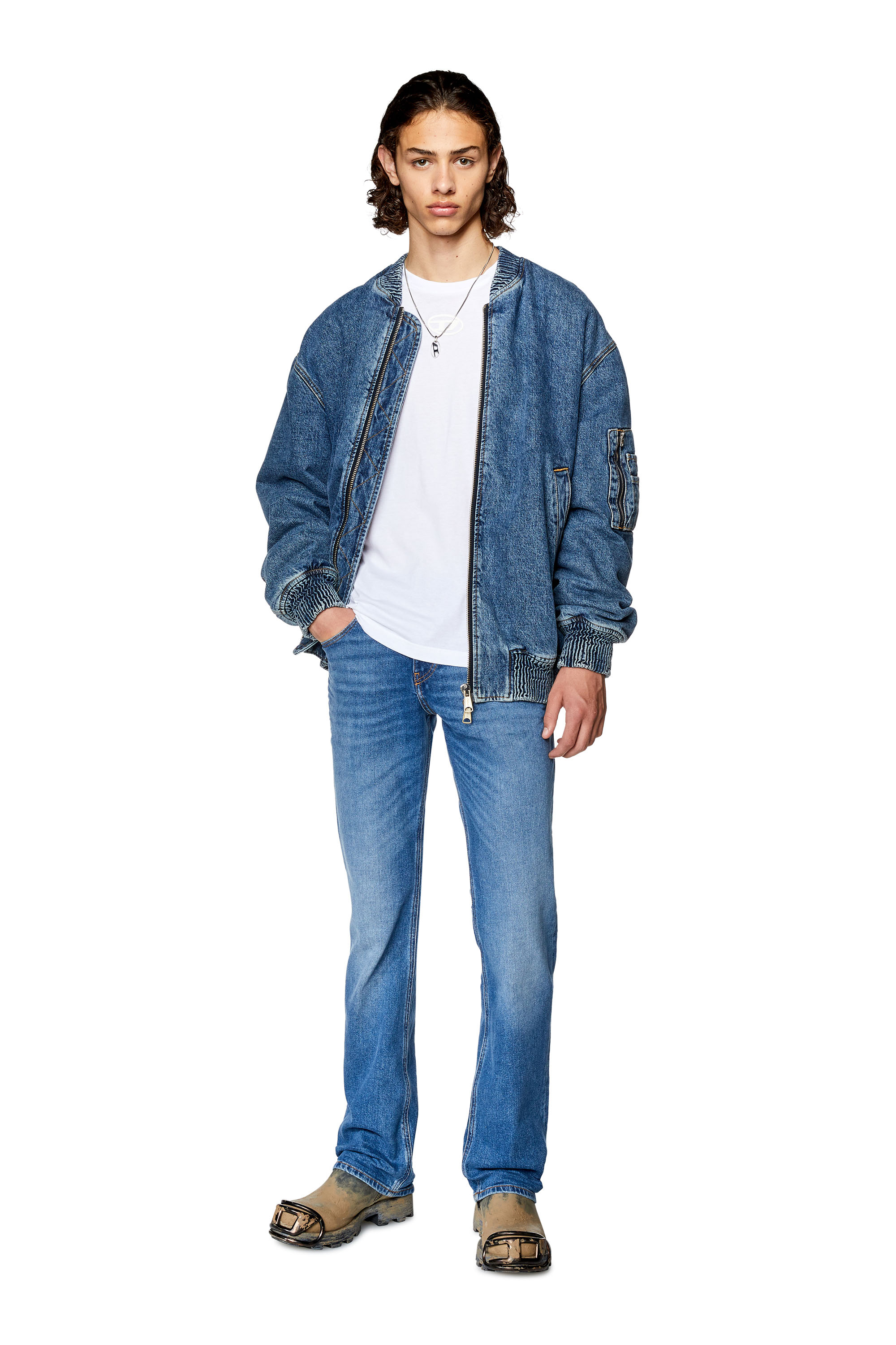 Diesel - Bootcut Jeans 2021 D-Vocs 0ENAT, Blu medio - Image 4