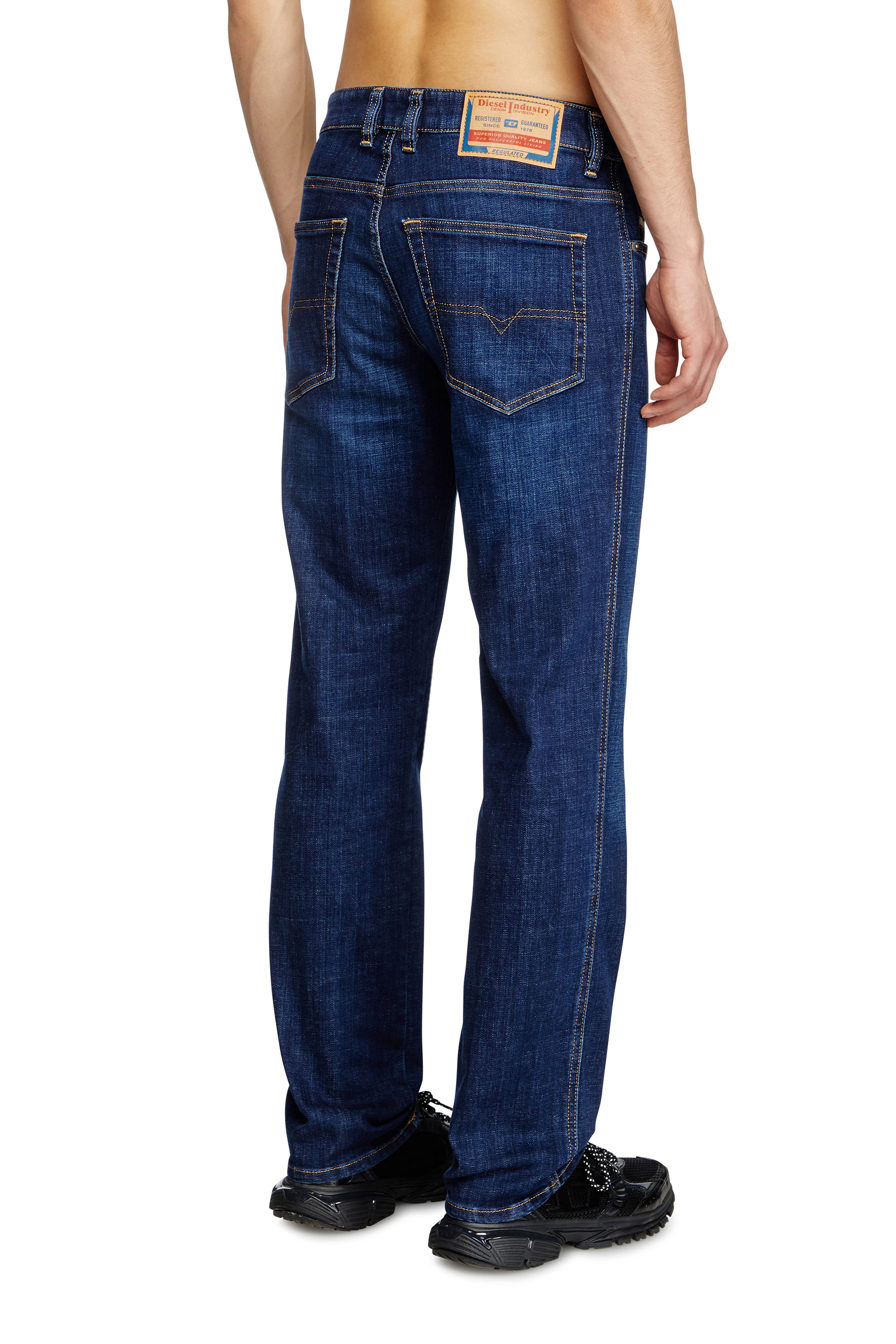 Diesel - Slim Jeans 1993 D-Vyl 09F89 Uomo, Blu Scuro - Image 4