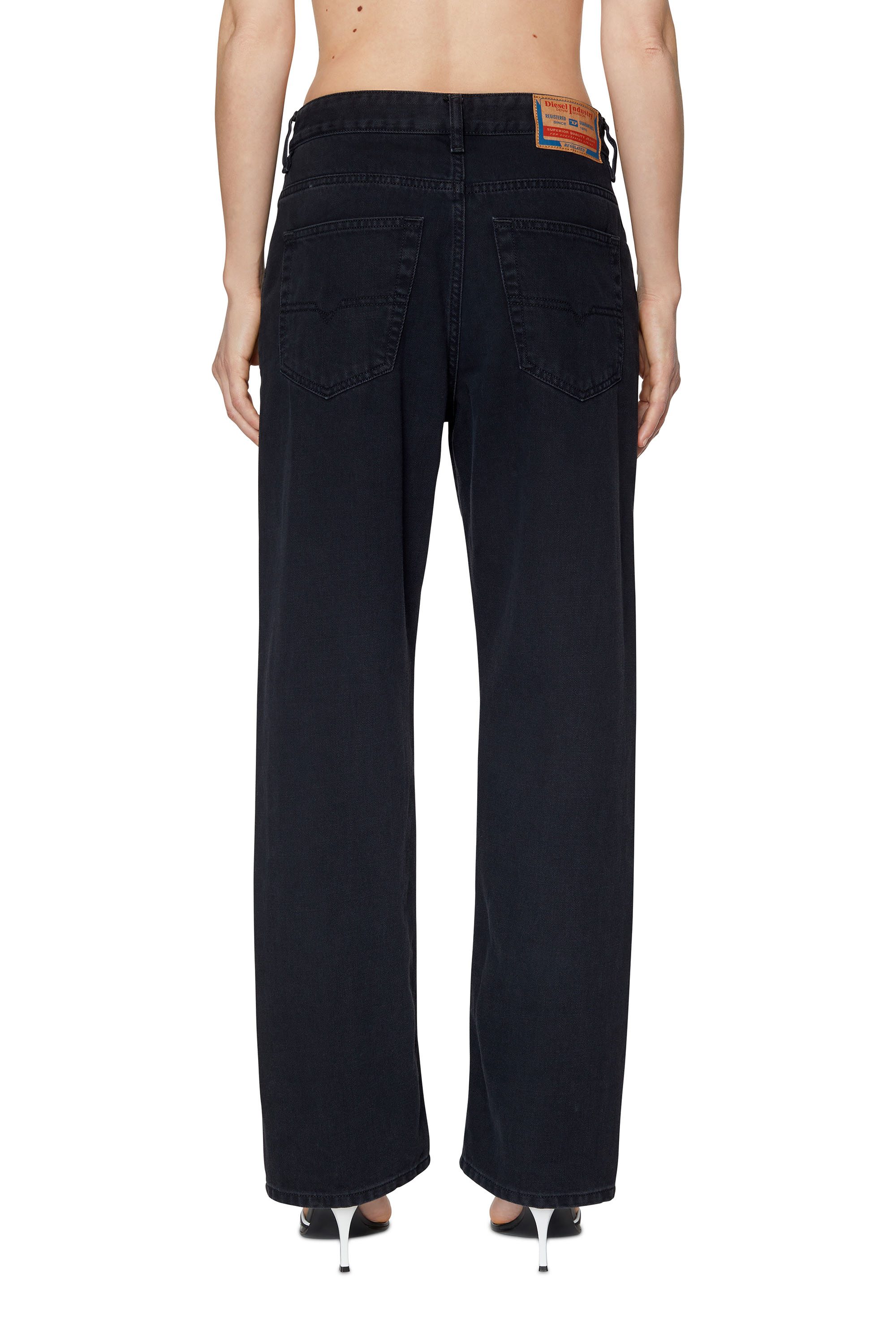 Diesel - Straight Jeans 1999 D-Reggy Z09RL Donna, Nero/Grigio scuro - Image 4