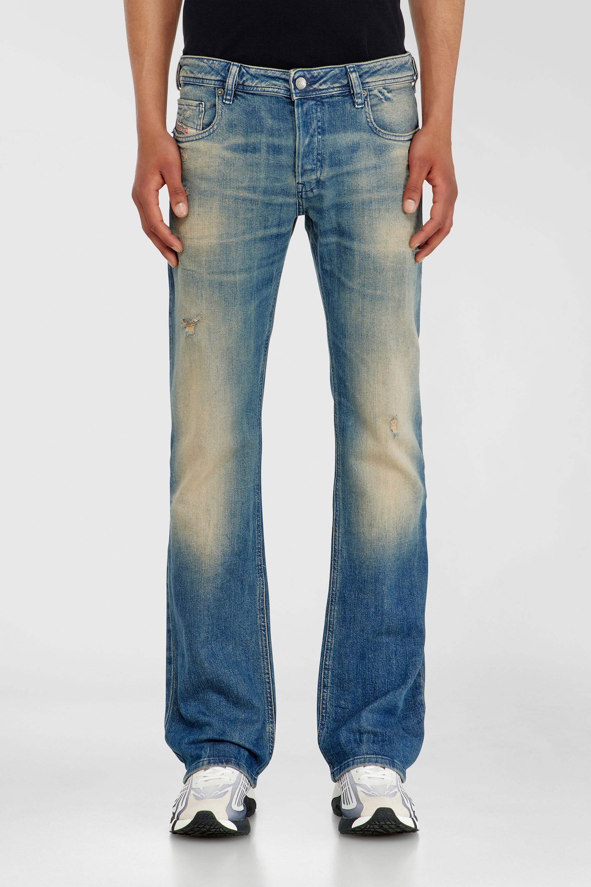 Diesel - Bootcut Jeans 2007 Zatiny 0KBBW Uomo, Blu medio - Image 1