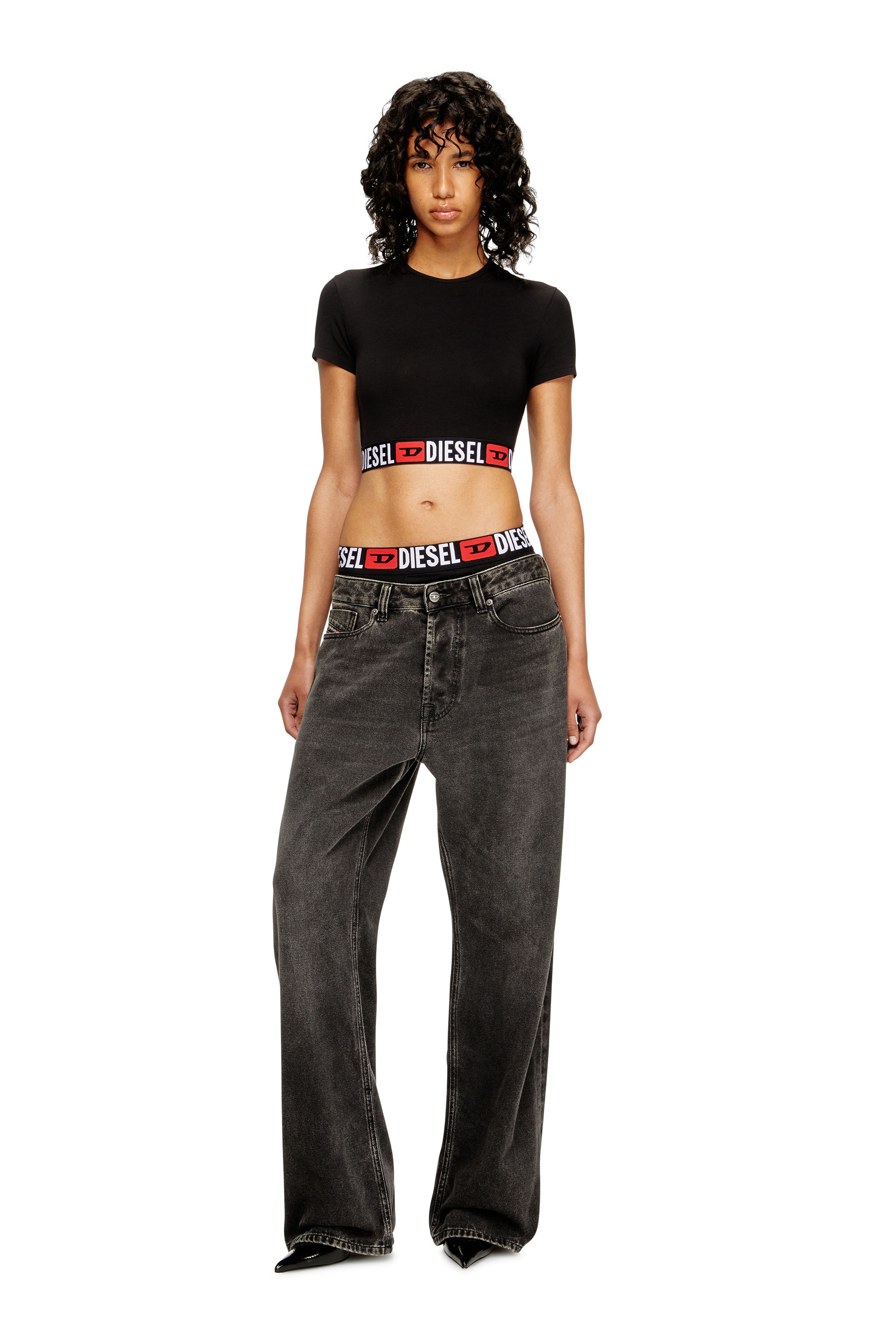Diesel - IRMA-D-CORE, Crop top con fascia logo Donna in Nero - 4