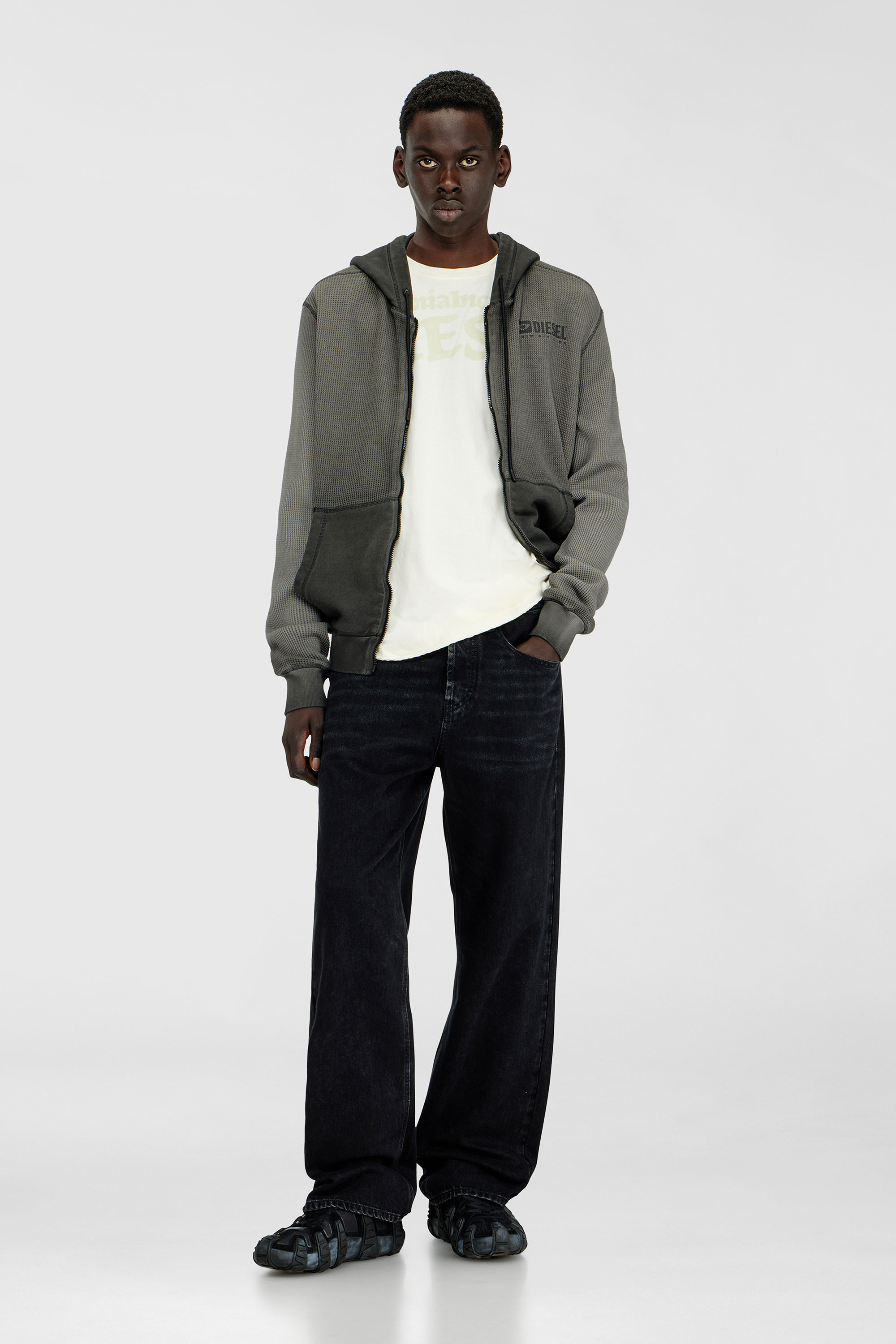 Diesel - Relaxed Jeans 2001 D-Macro 09P09 Uomo, Nero/Grigio scuro - Image 1