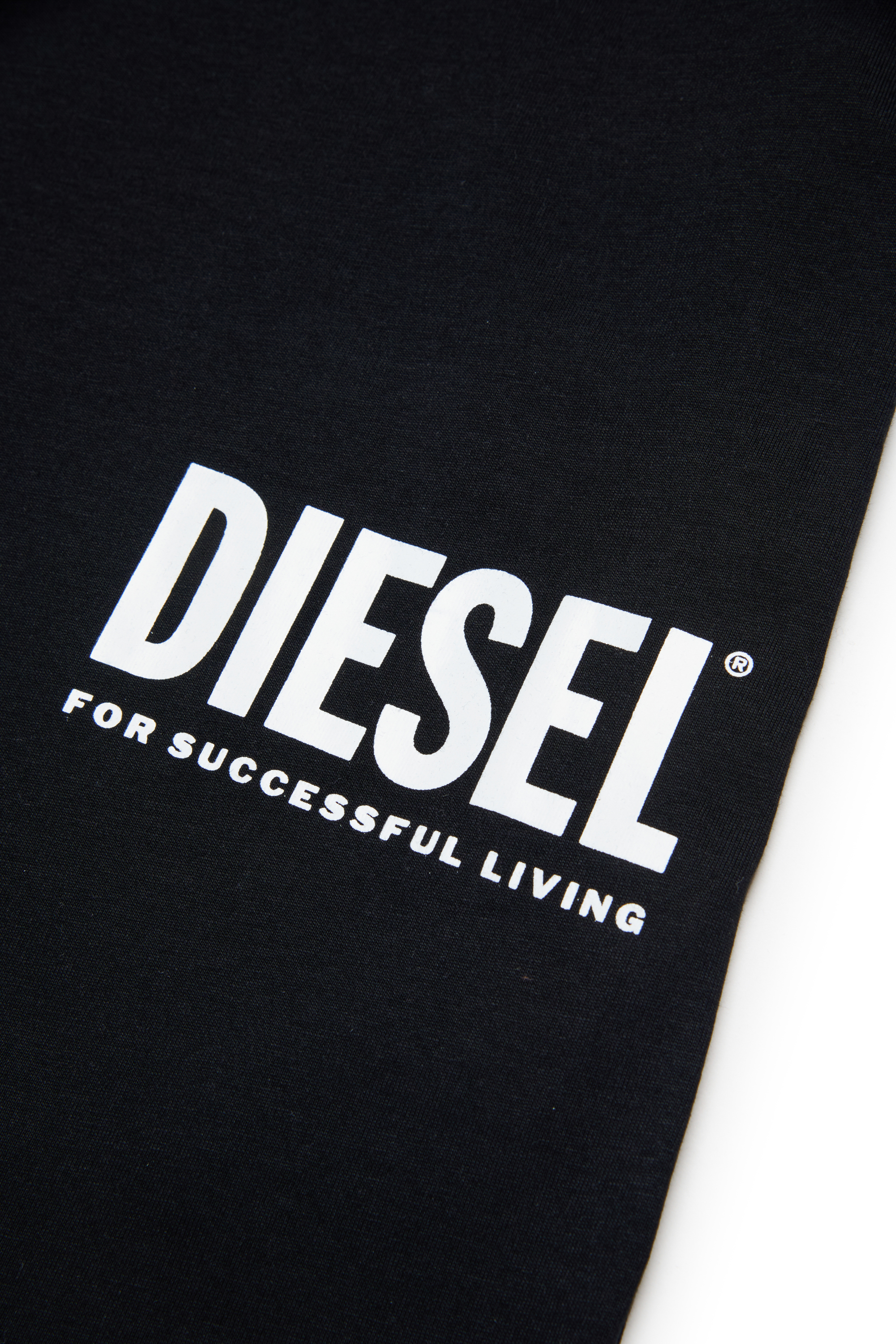 Diesel - MTFIND OVER, T-shirt con logo Biscotto Uomo in Nero - 4