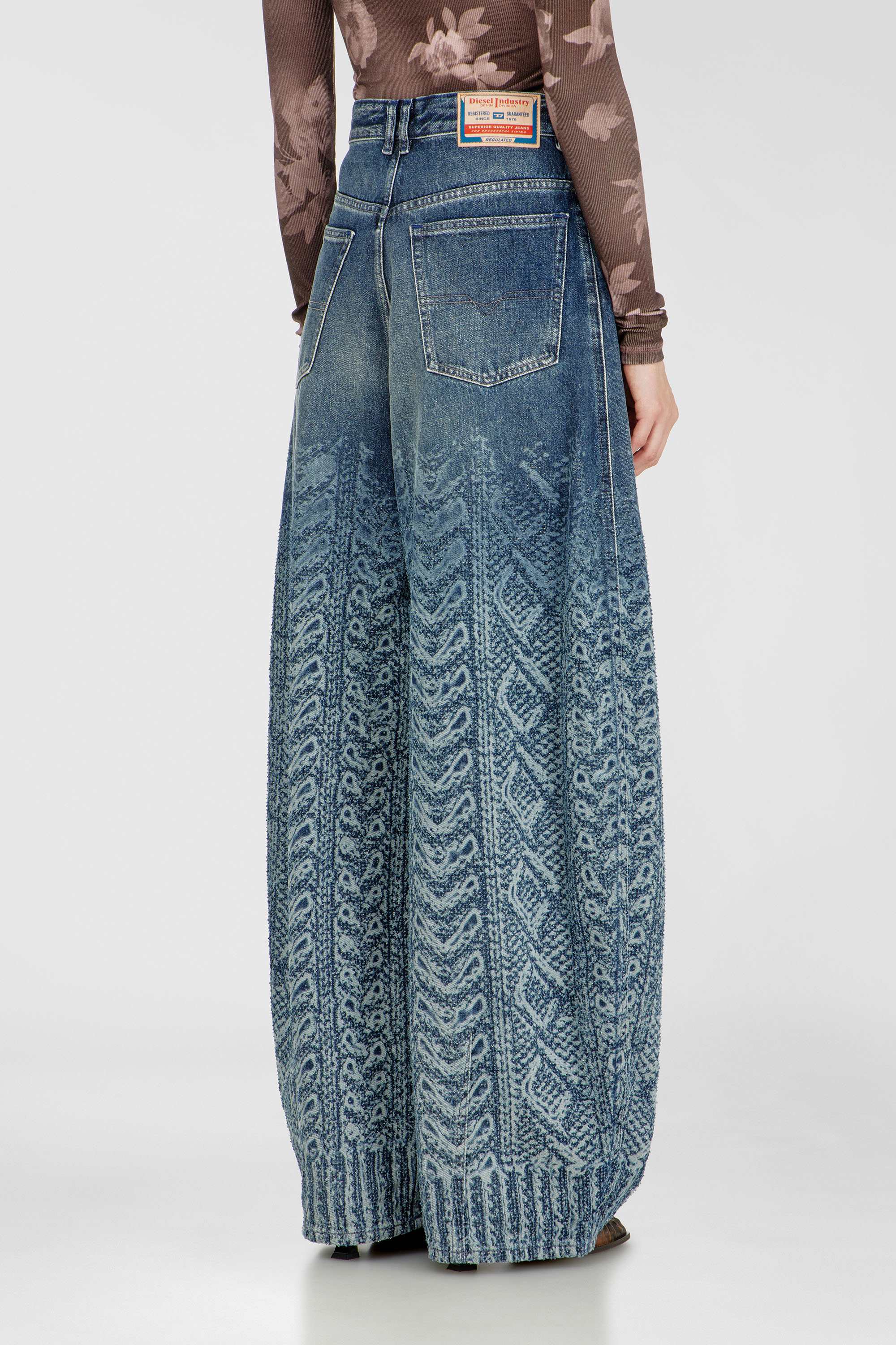 Diesel - Relaxed Jeans 1987 D-Khelz 007EV Donna, Blu Scuro - Image 5
