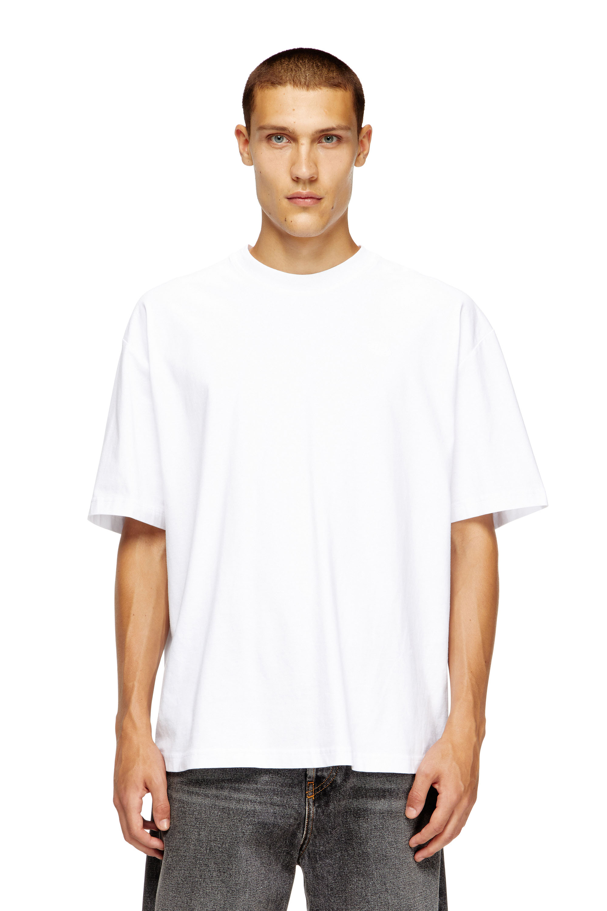 Diesel - T-BOGGY-MEGOVAL-D, T-shirt con maxi-ricamo oval D Uomo in Bianco - 4